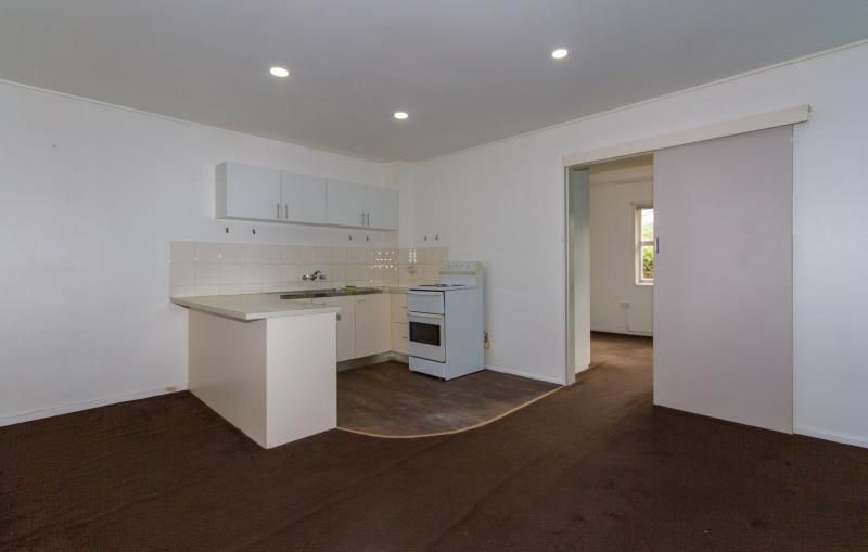 2/73 Queen Street, Southport, QLD 4215