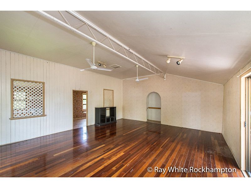 5 Ellis Street, Berserker, QLD 4701