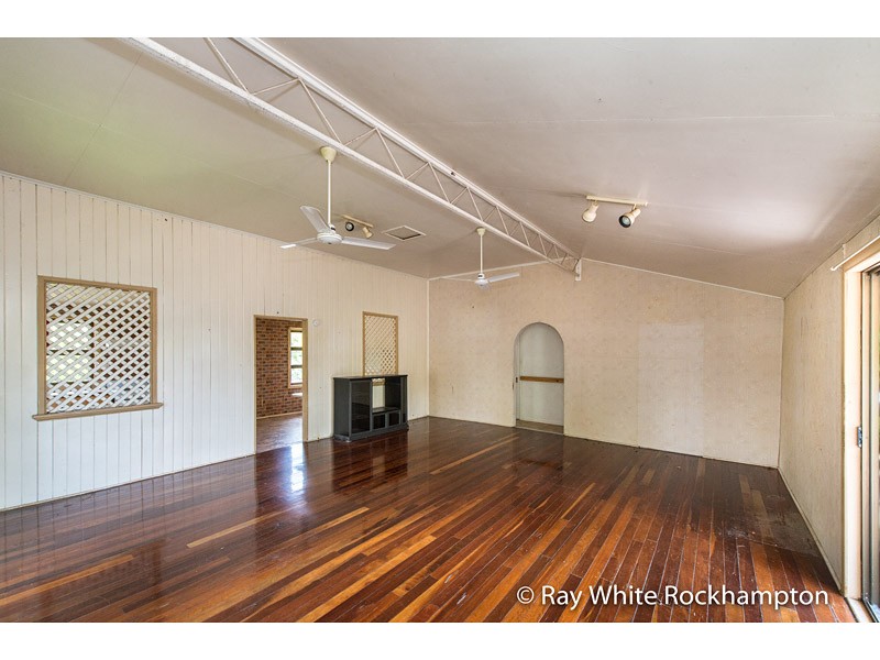 5 Ellis Street, Berserker, QLD 4701