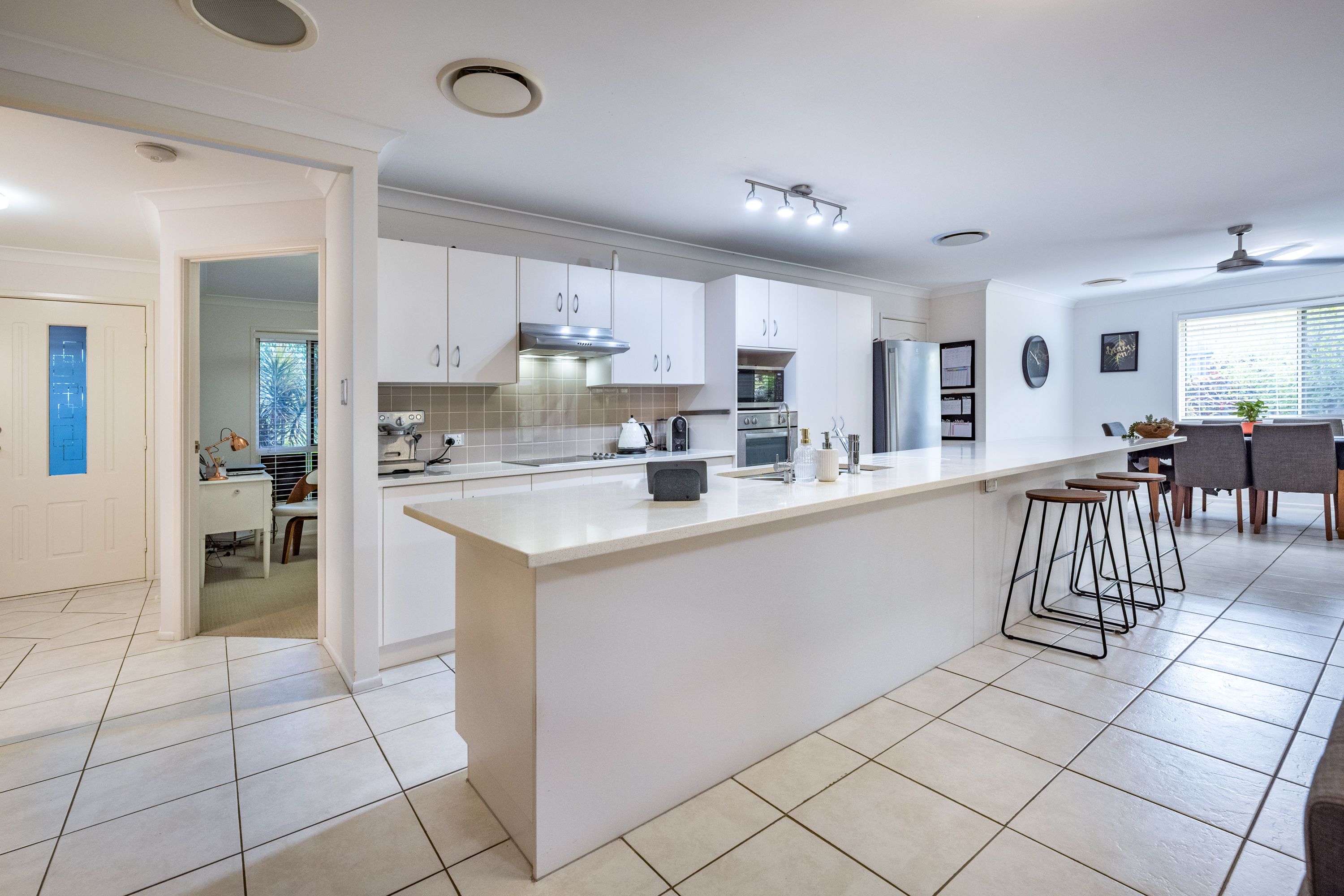 6 Wittenberg Way, Norman Gardens, QLD 4701