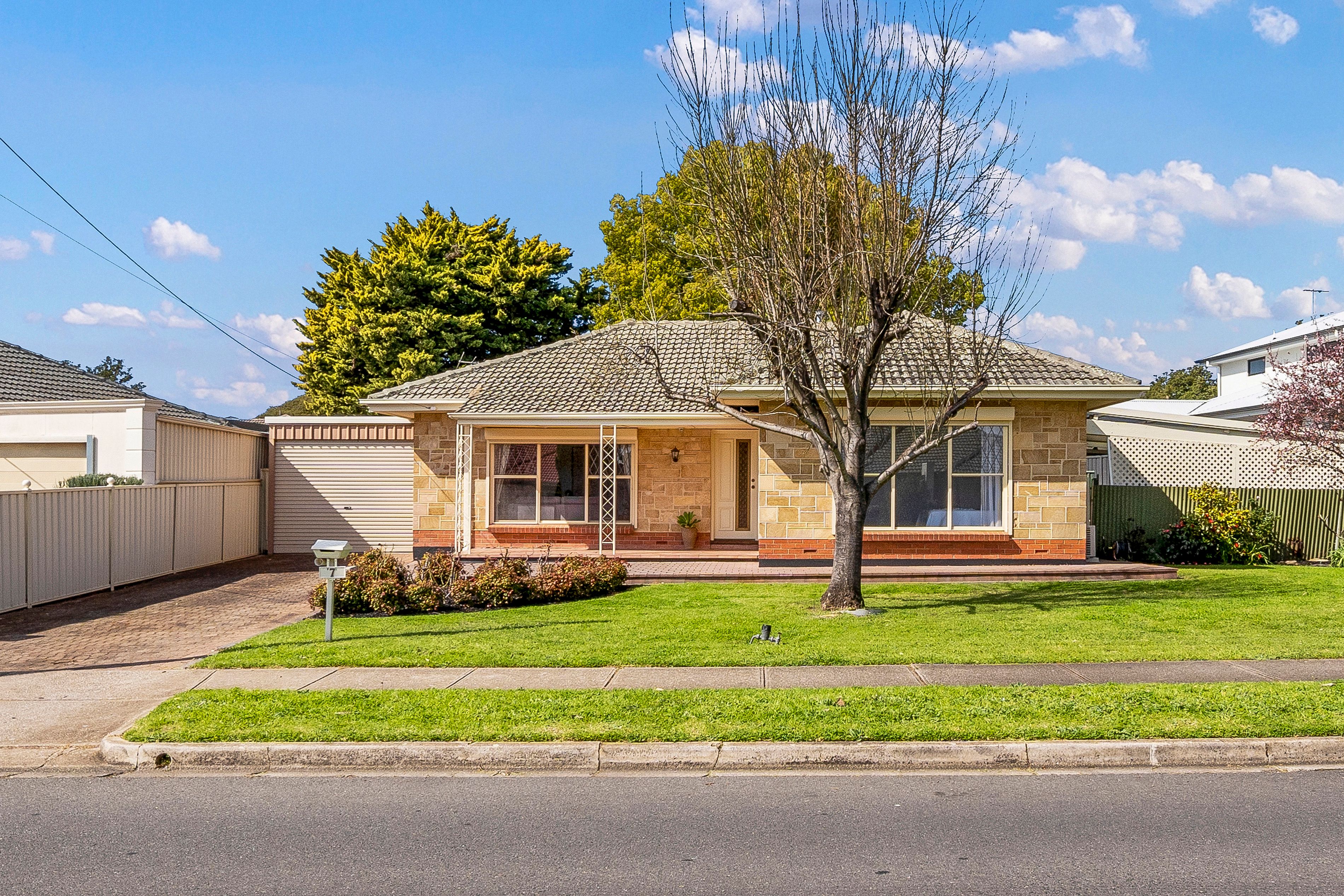 7 Philpott Avenue, Paradise SA 5075