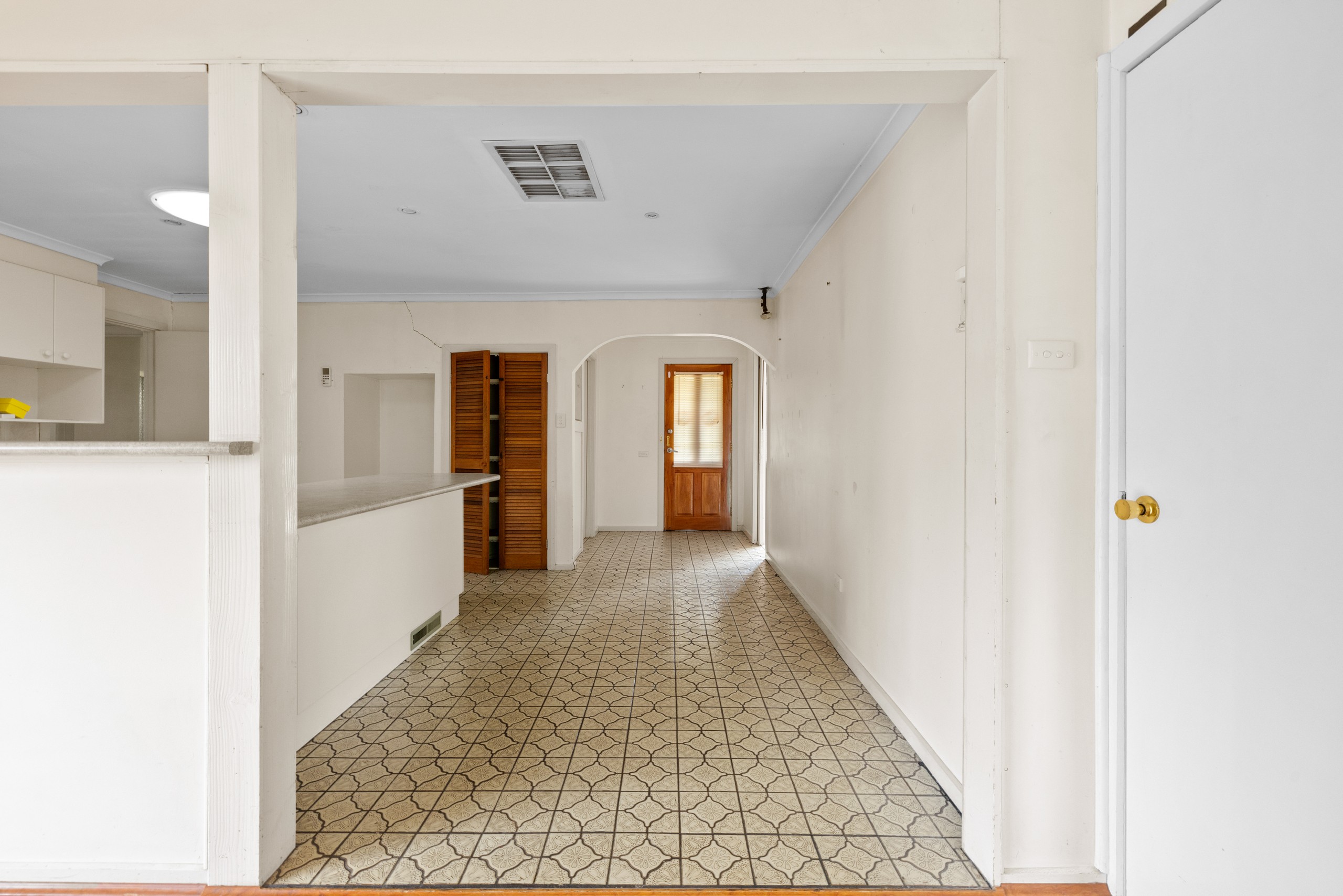 2 Hillview Avenue, Rowville, VIC 3178