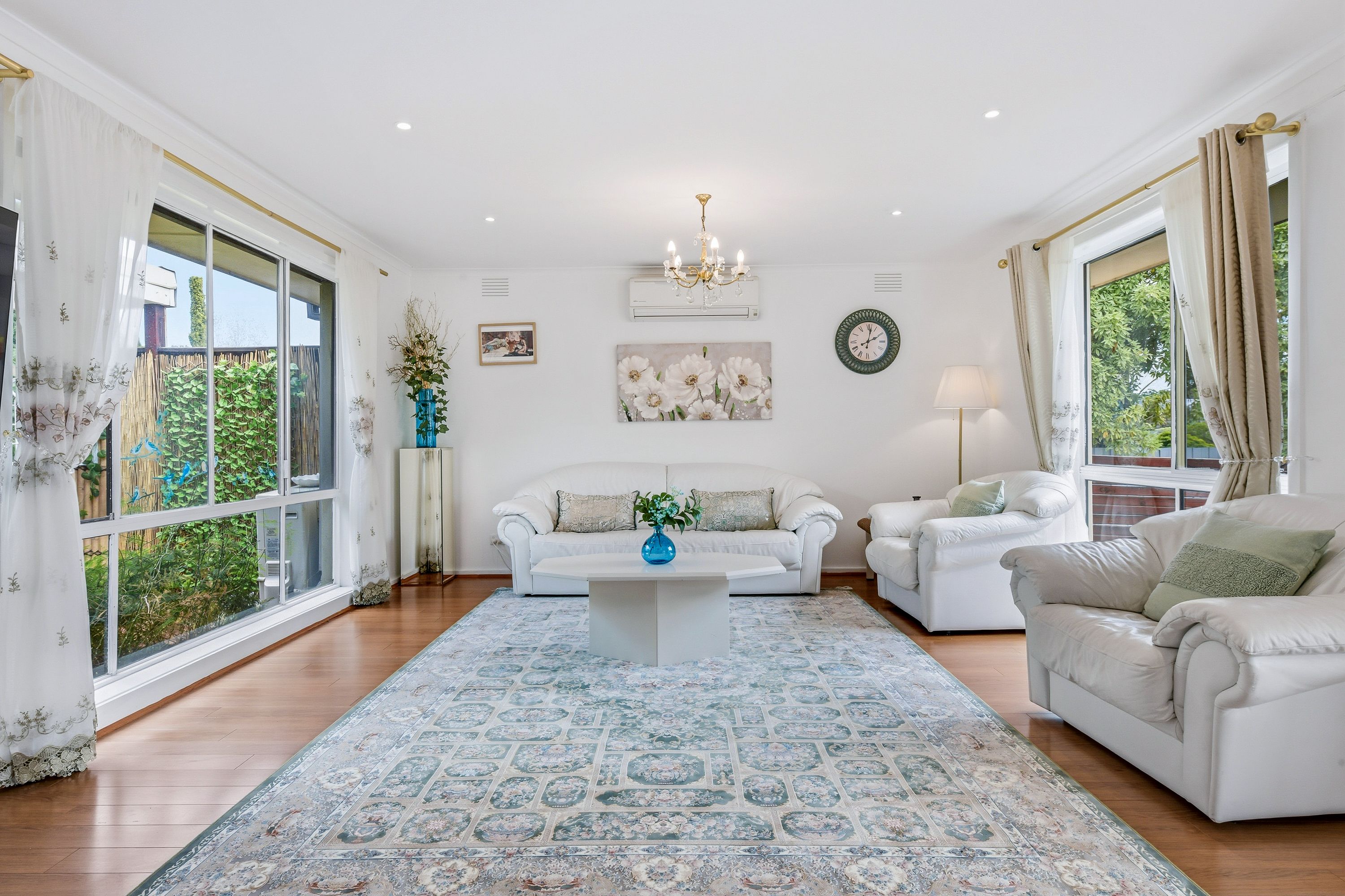 220 Hawthorn Road — photo 3 of 16