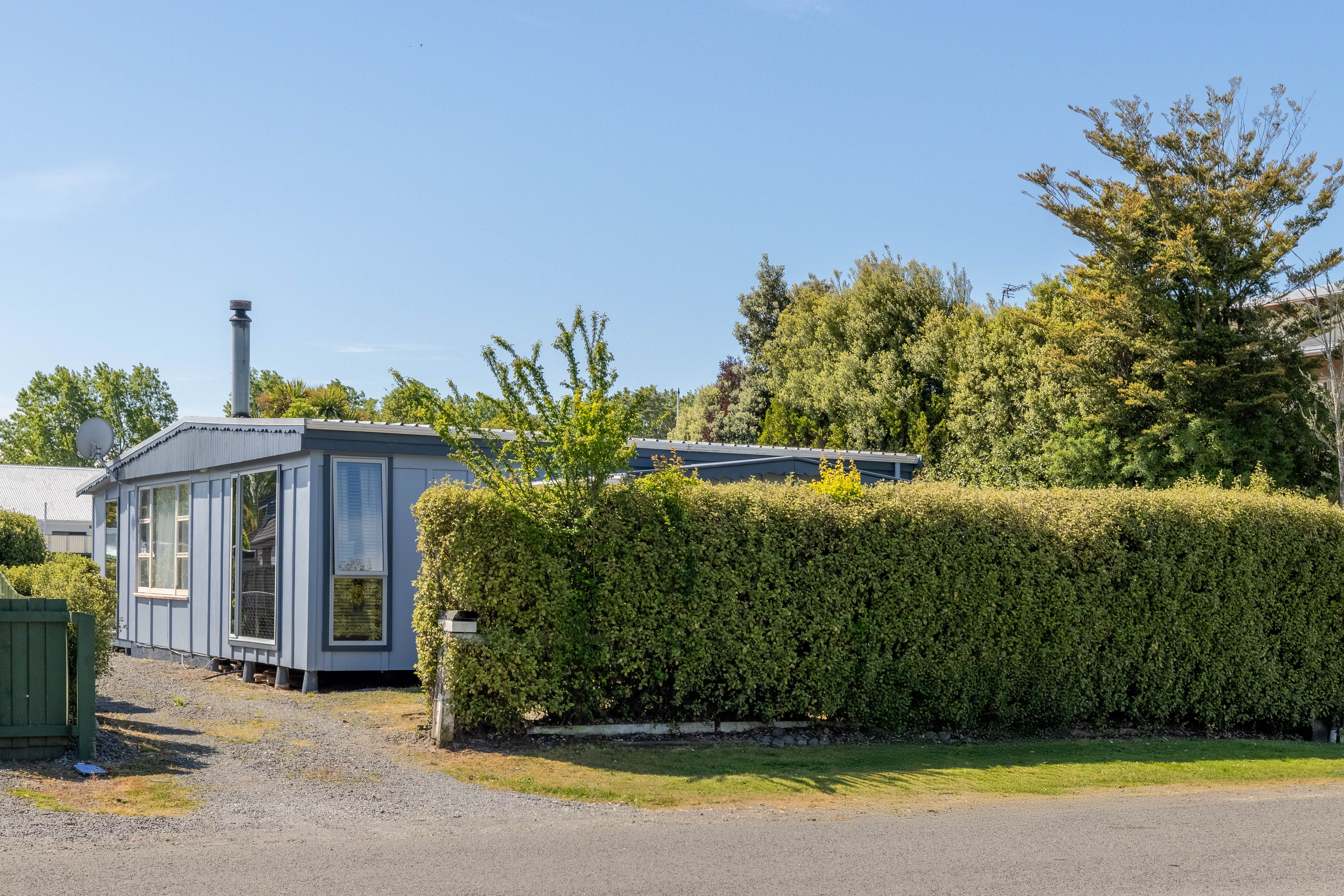 40 Queens Avenue, Waikuku Beach, Waimakariri District 7402 House for