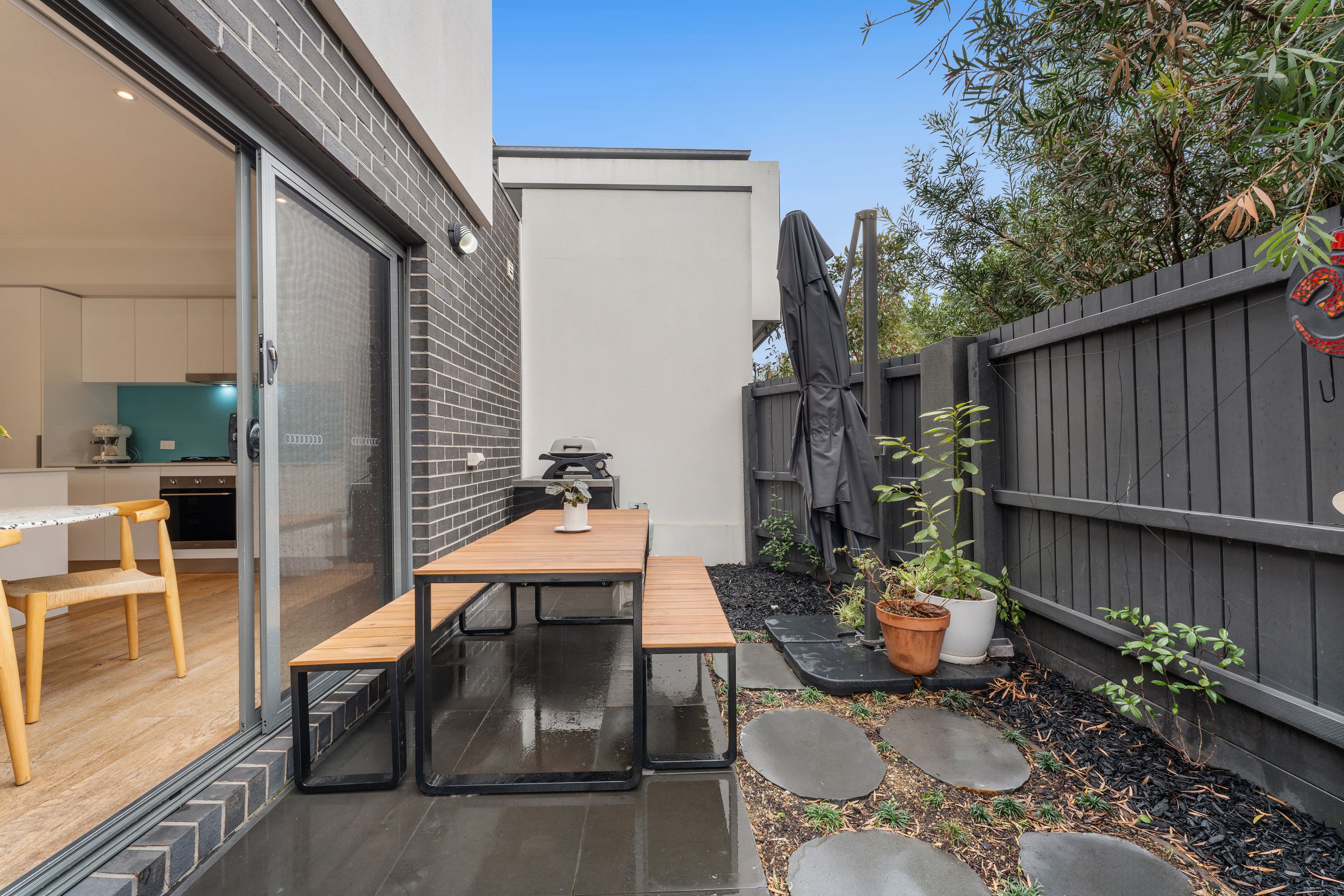 1/6 Patterson Street — photo 4 of 18