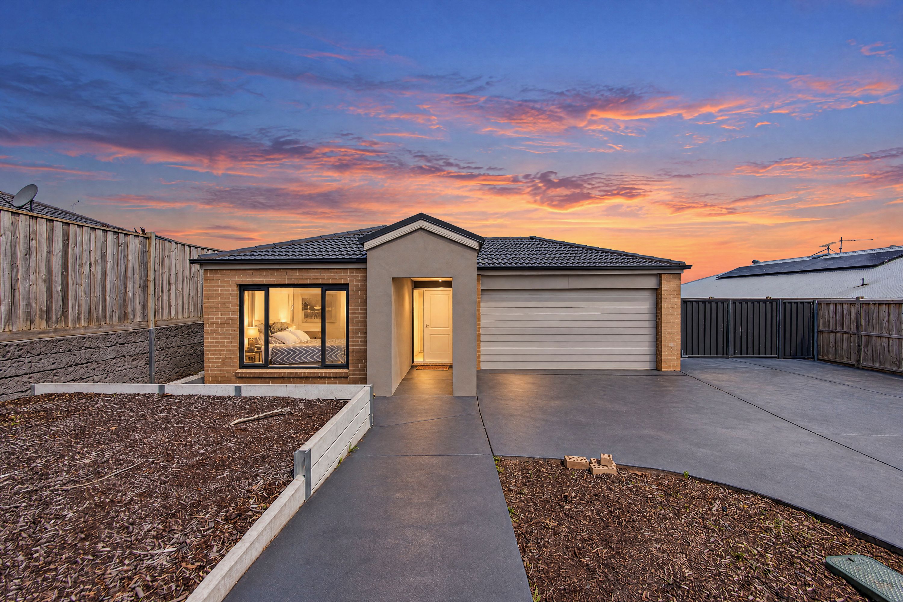 8 Holly Street — photo from Ray White Pakenham