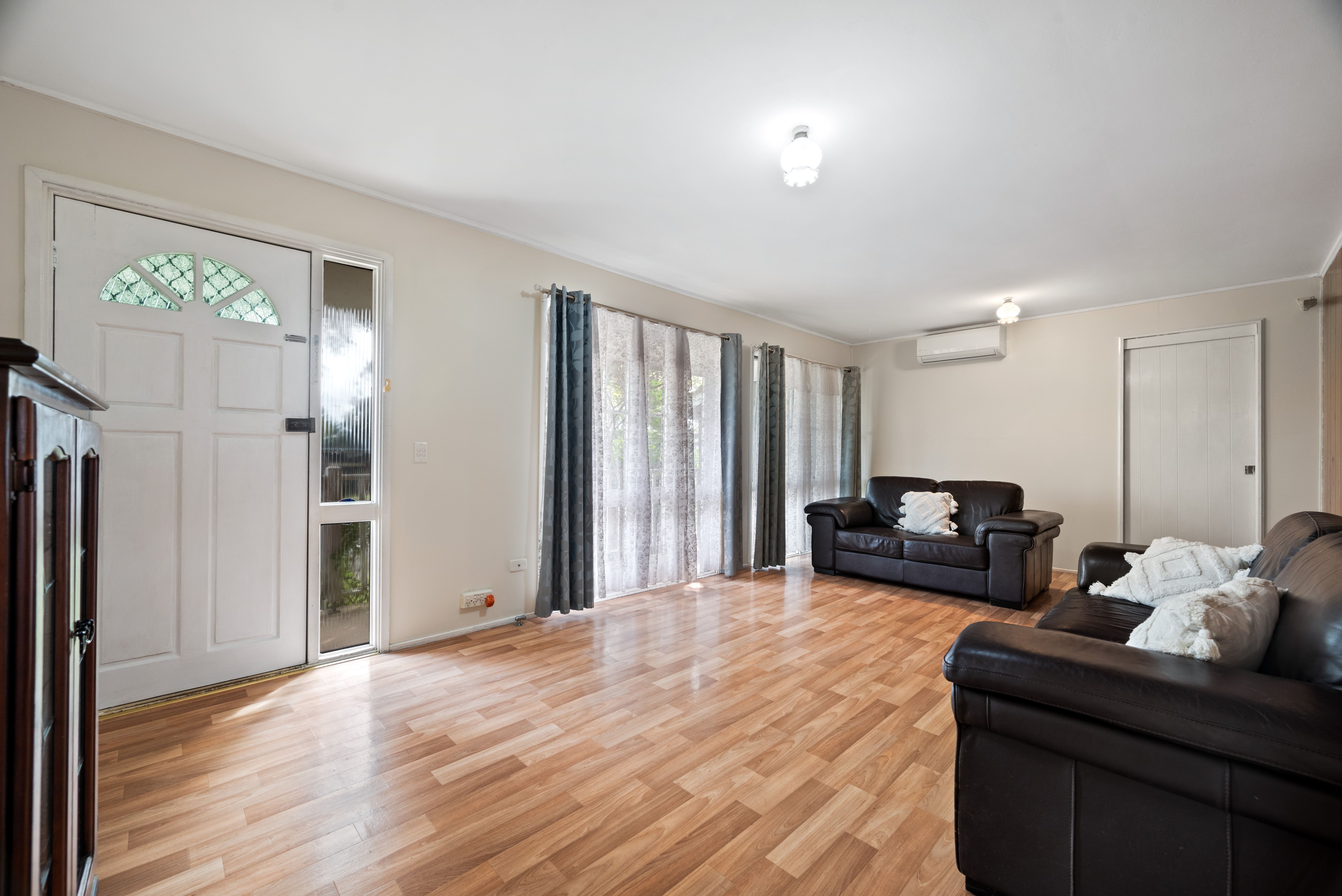 10 Jacaranda Avenue, Bradbury, NSW 2560