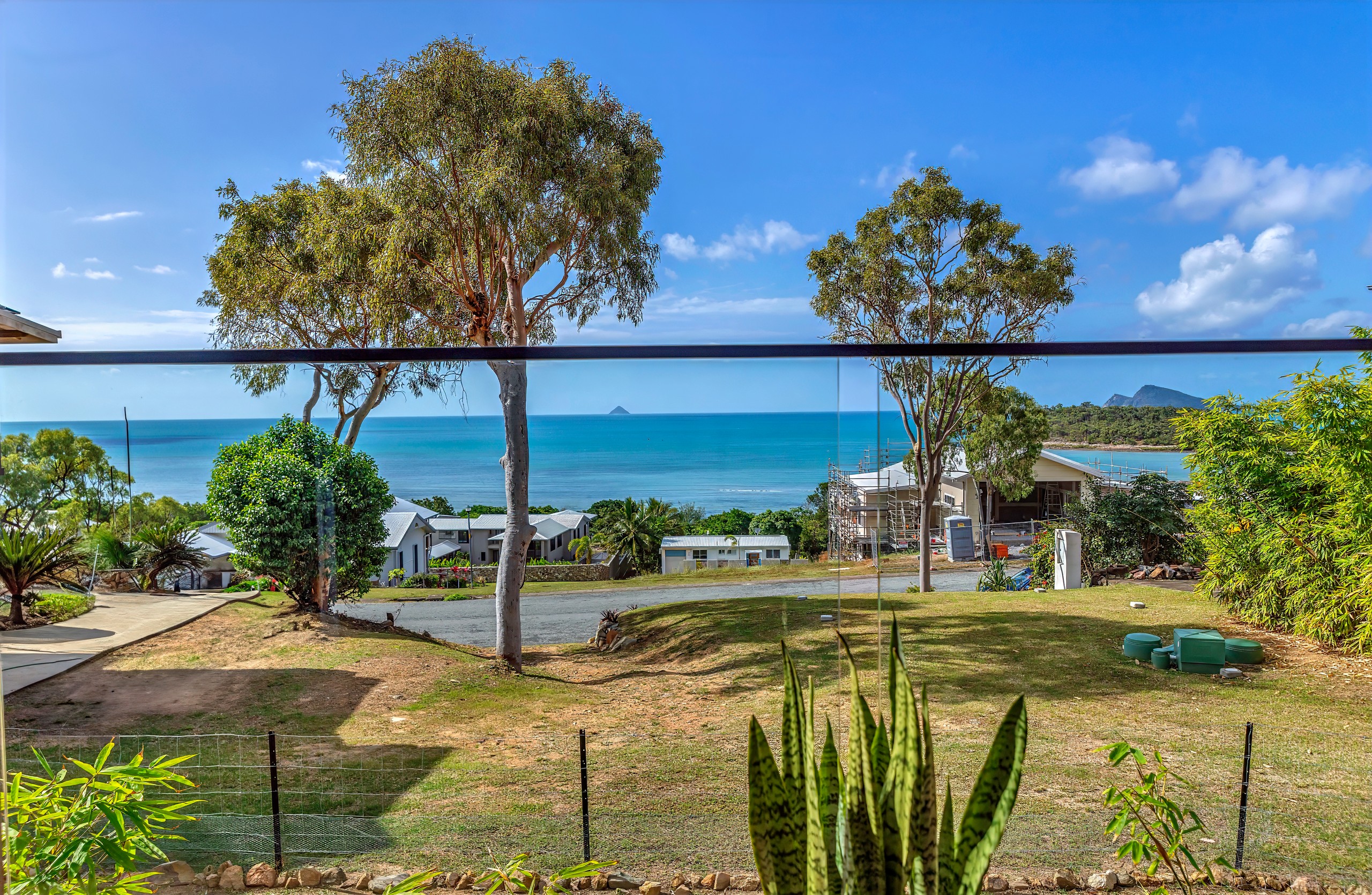 48 Blackcurrant Drive, Hideaway Bay, QLD 4800
