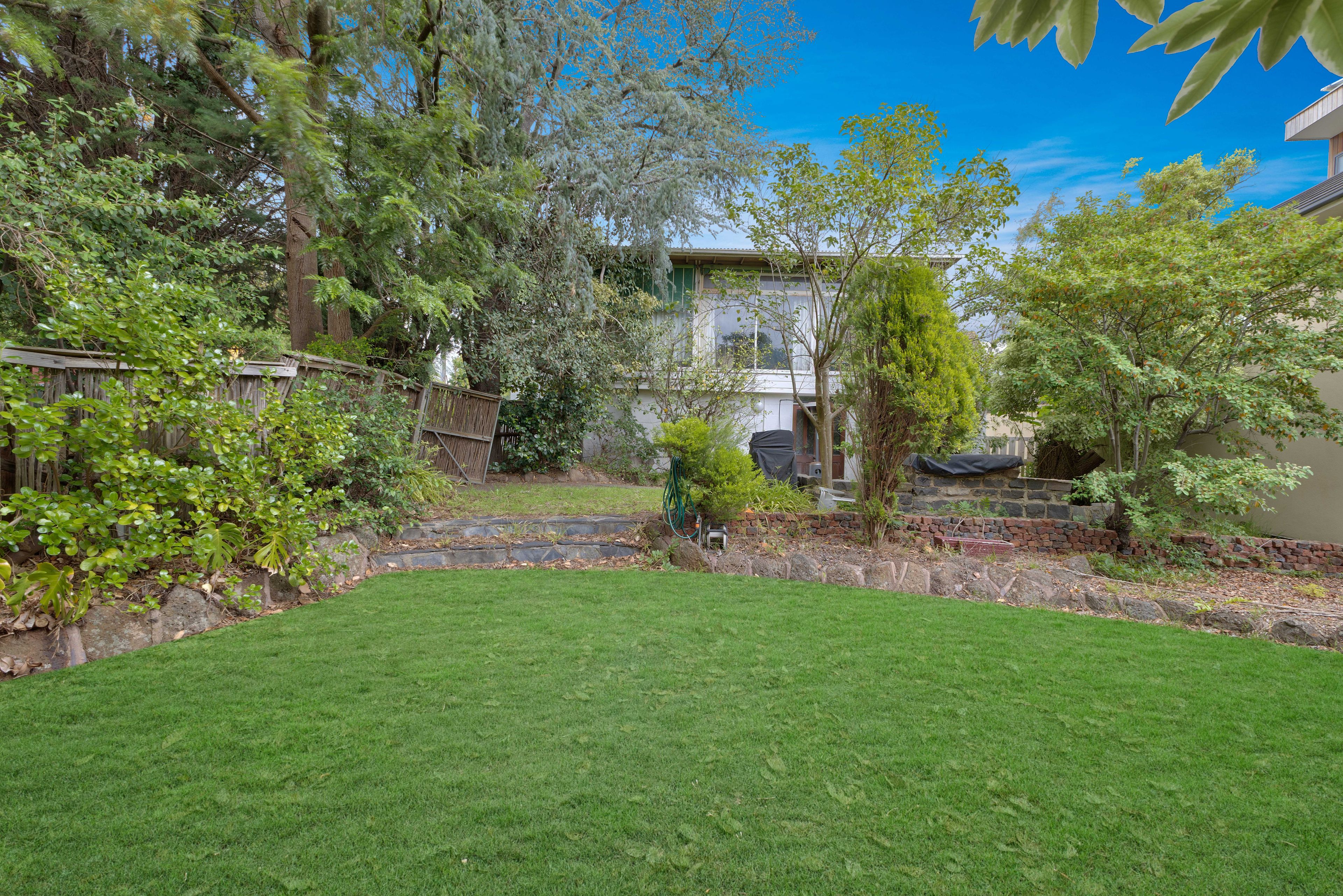 10 Grandview Road, Chadstone, VIC 3148
