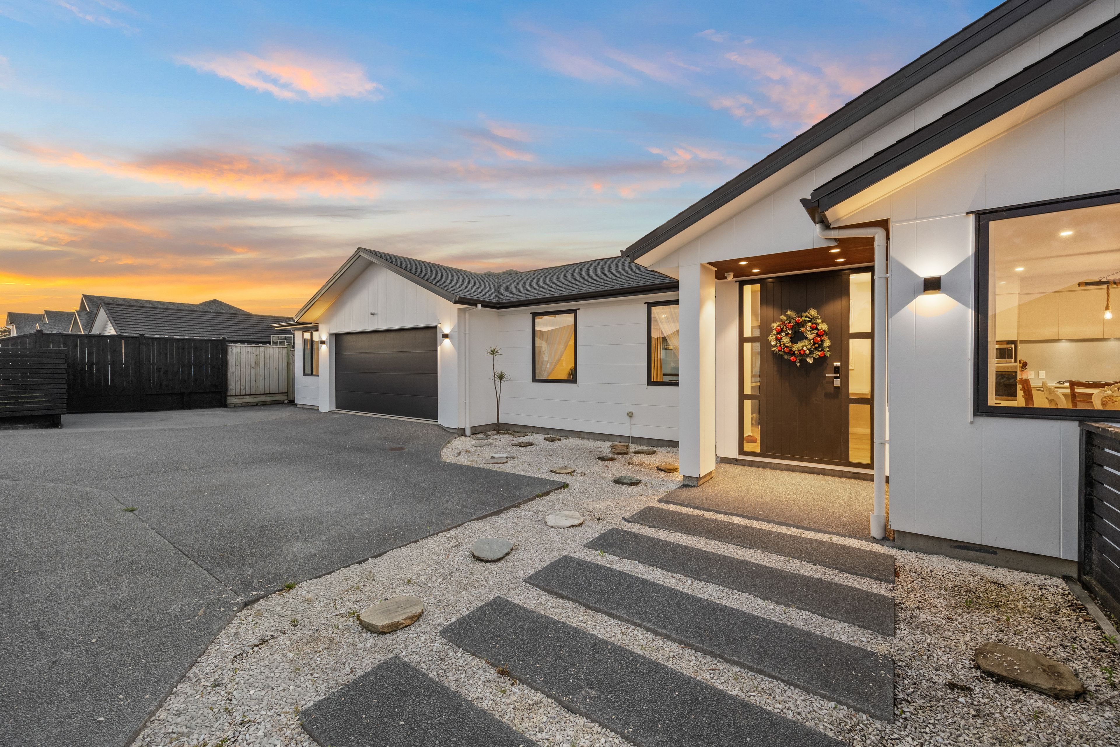 2 Walter Ruddock Avenue, Huapai, Rodney