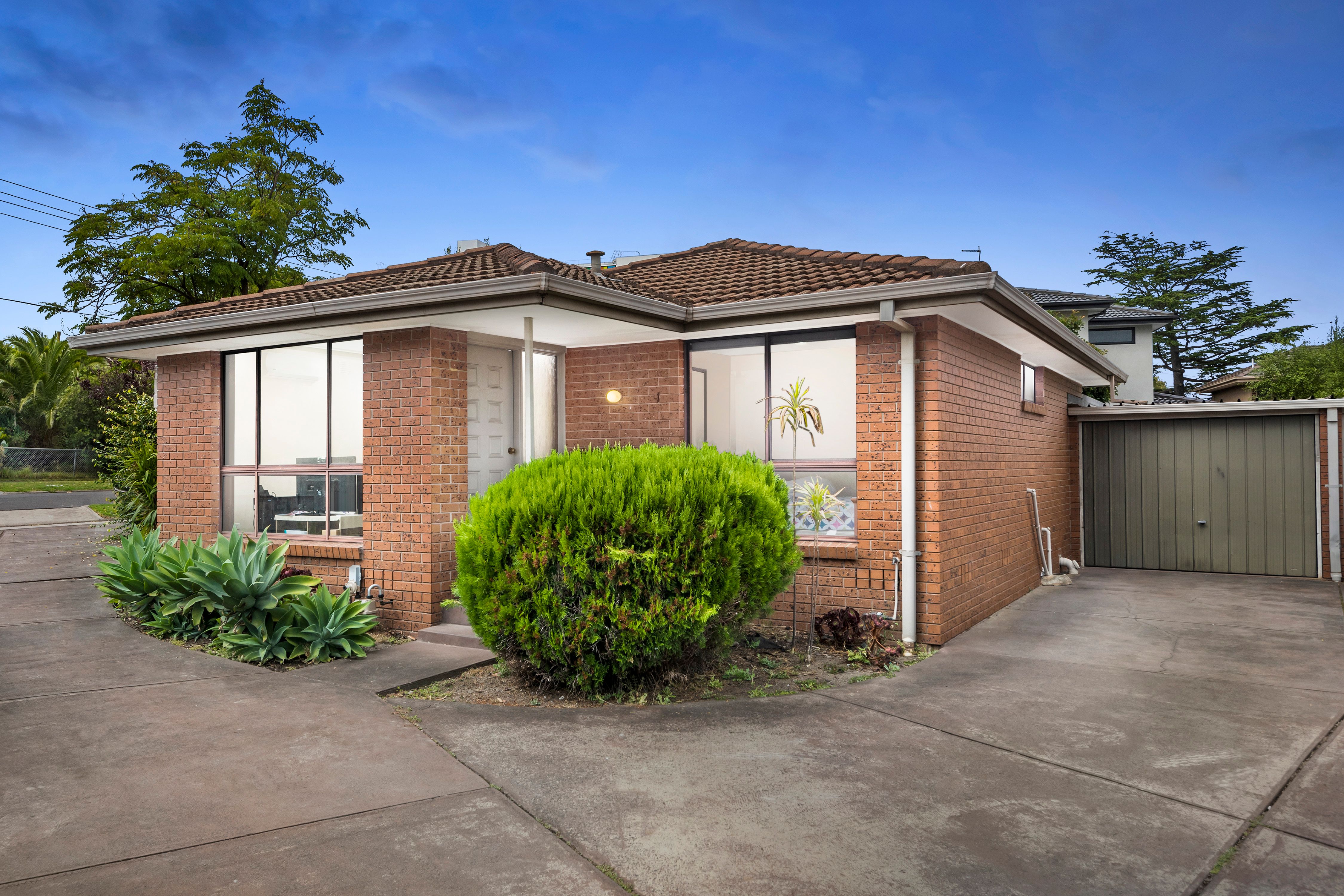 1 Myora Court, Chadstone VIC 3148