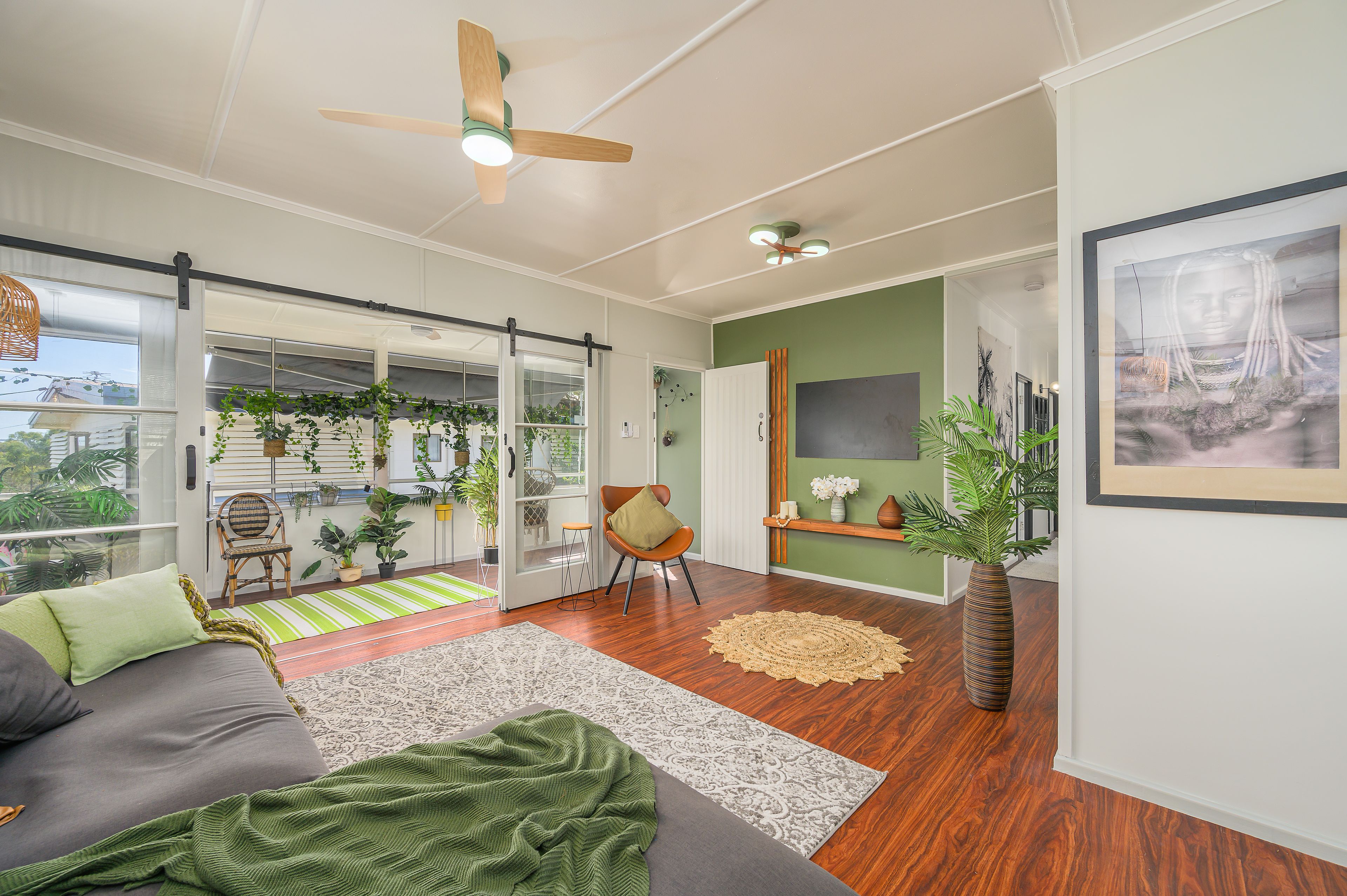 32 Higgins Street, West Gladstone QLD 4680