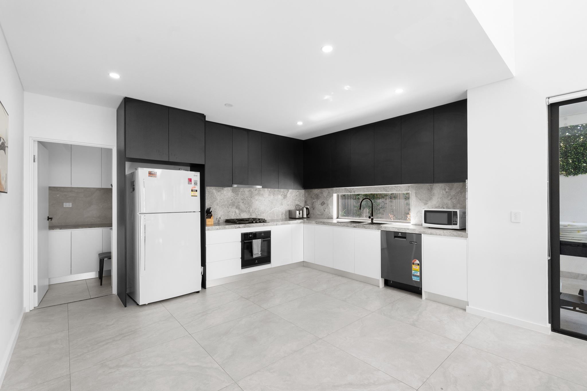 9A Evans Street — photo 7 of 15