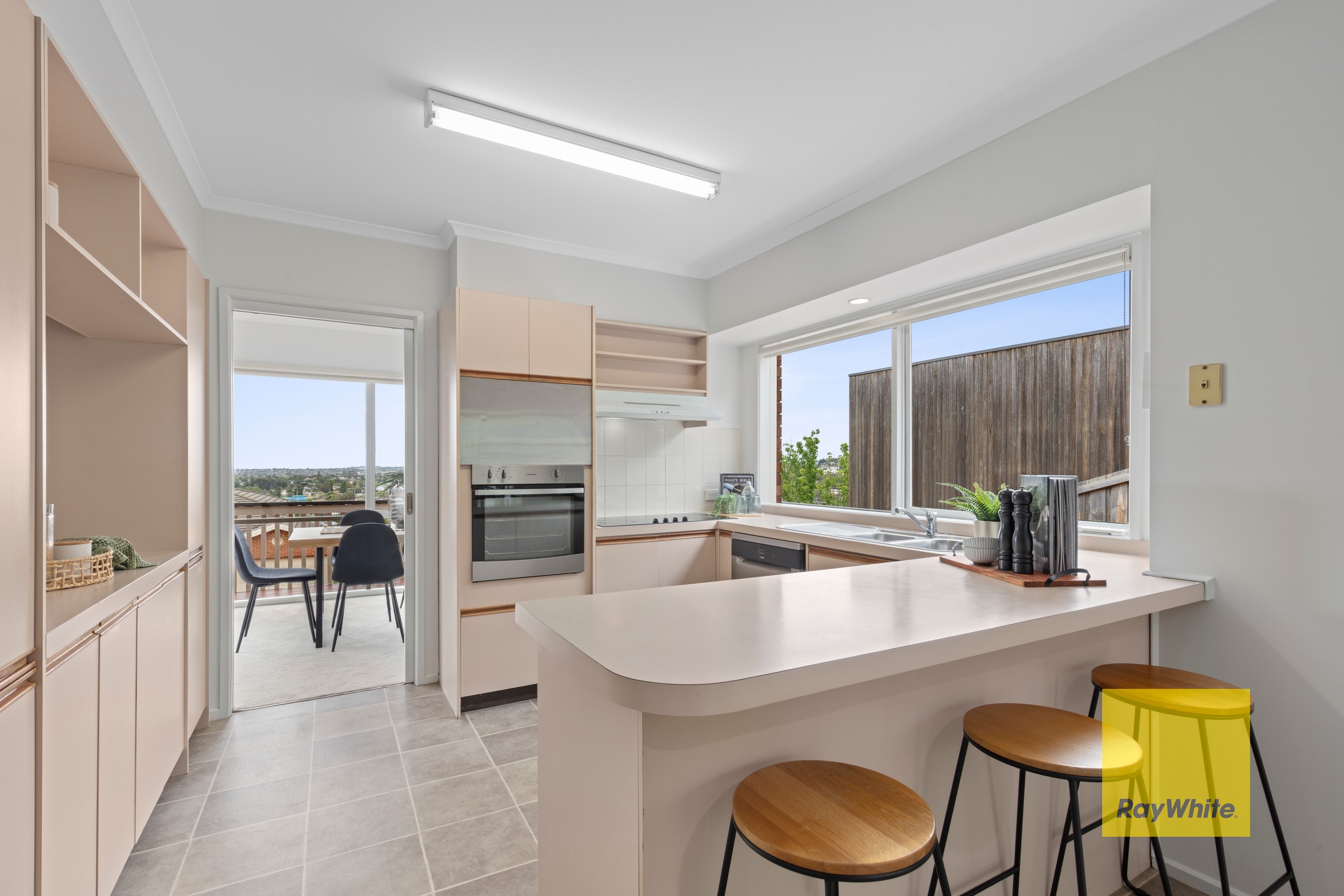 3 Lansbury Crescent, Highton, VIC 3216