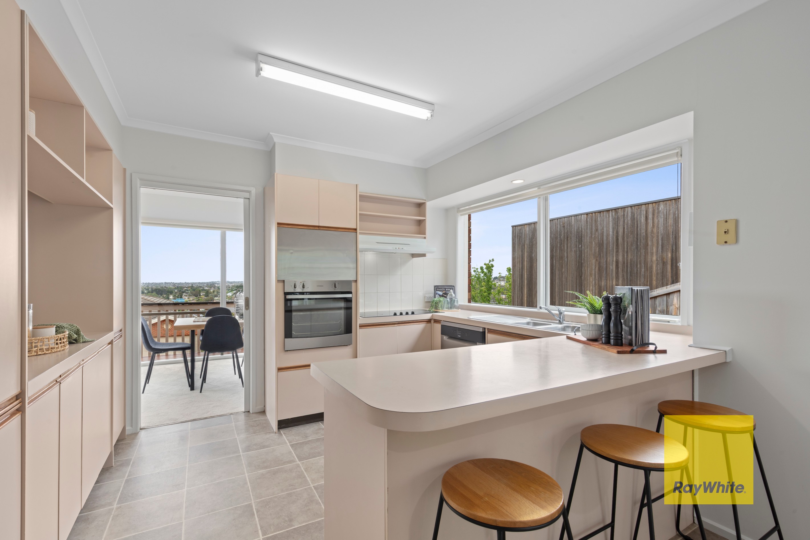 3 Lansbury Crescent, Highton, VIC 3216