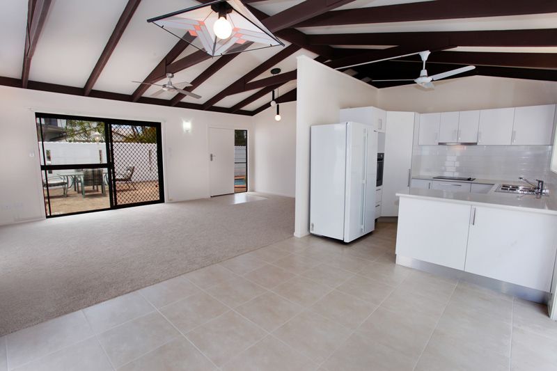 31 Beltana Crescent, Buddina, QLD 4575