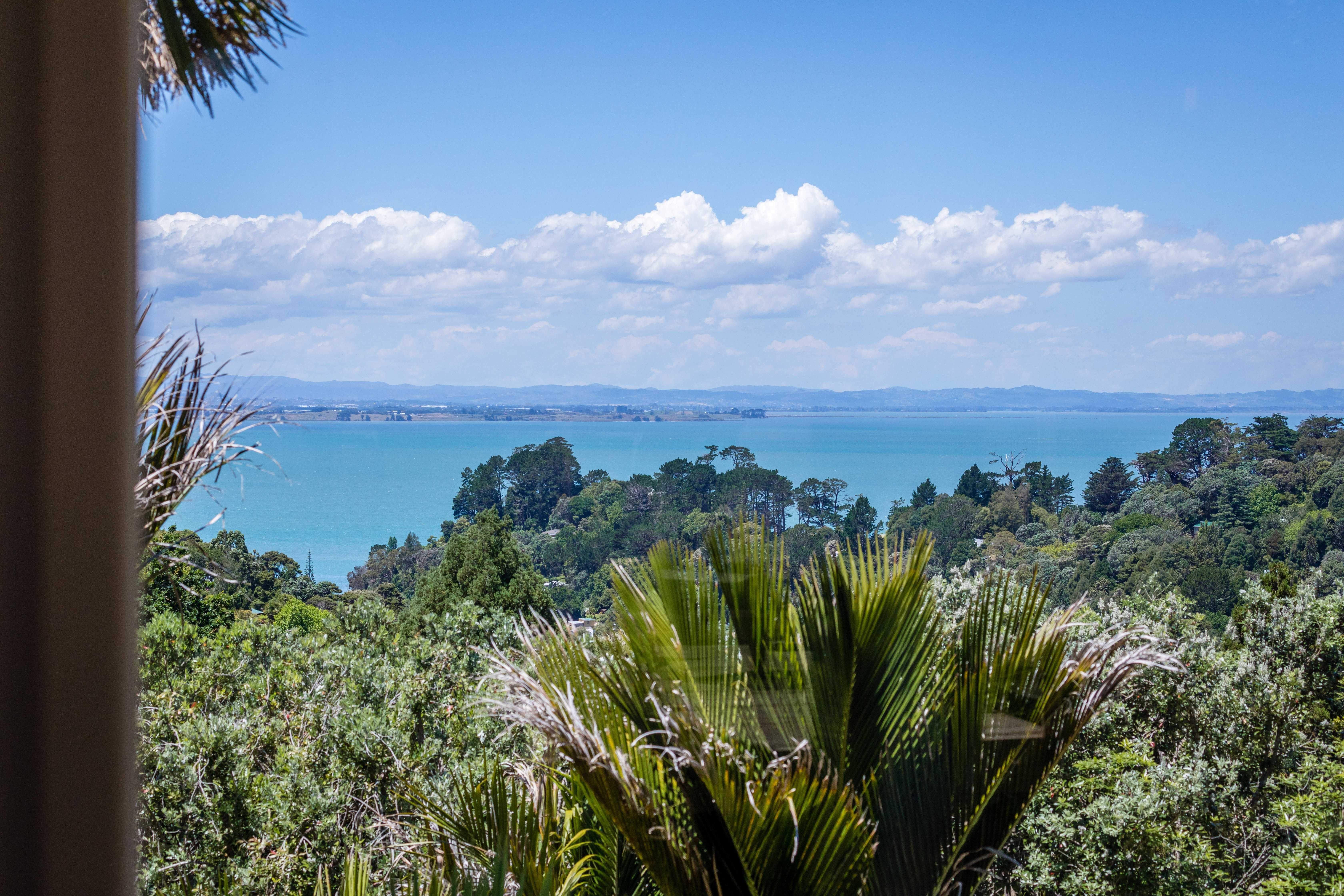2a Warner Park Avenue, Laingholm, Waitakere City