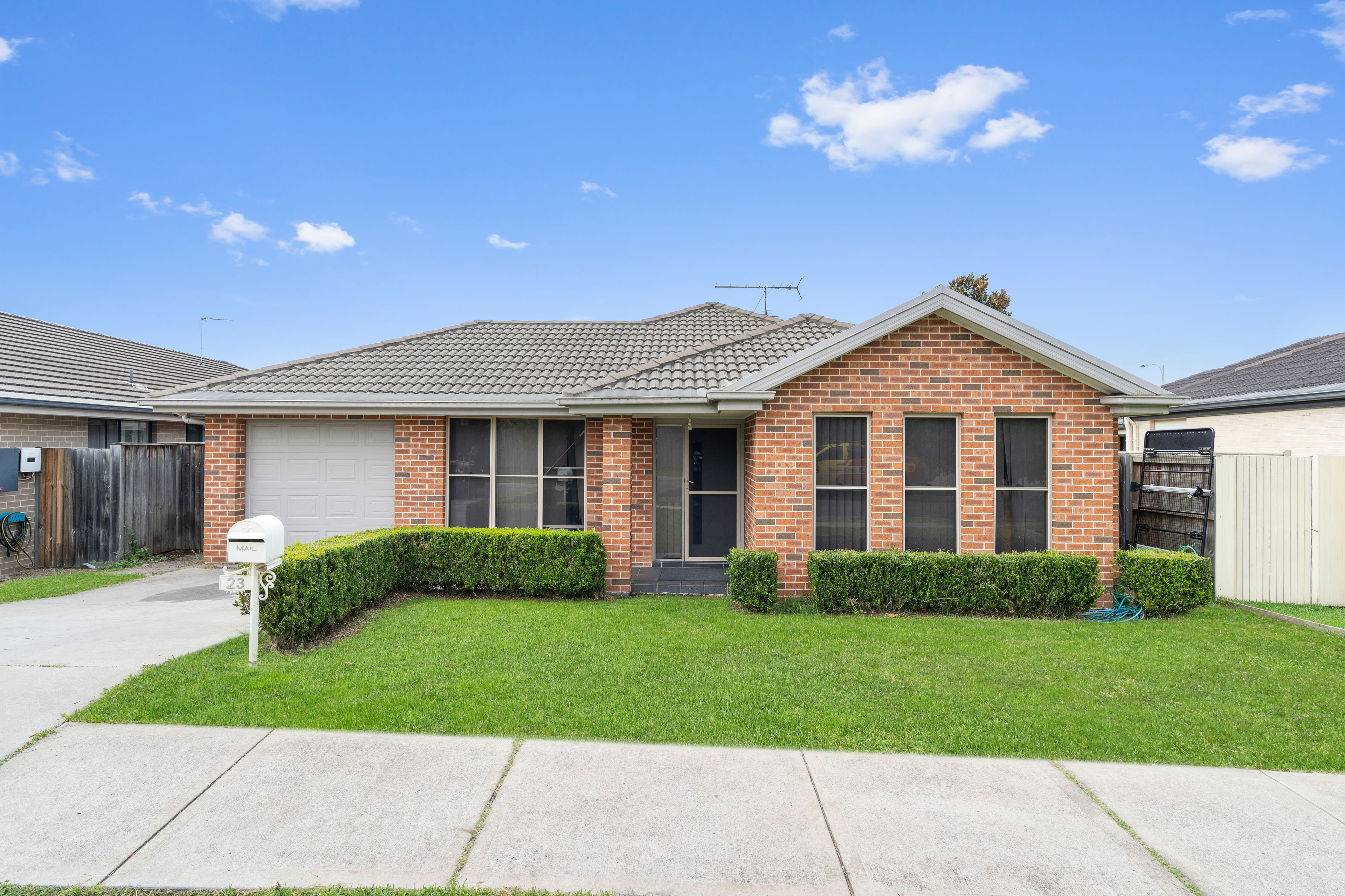 23 Belmont Avenue, Spring Farm NSW 2570