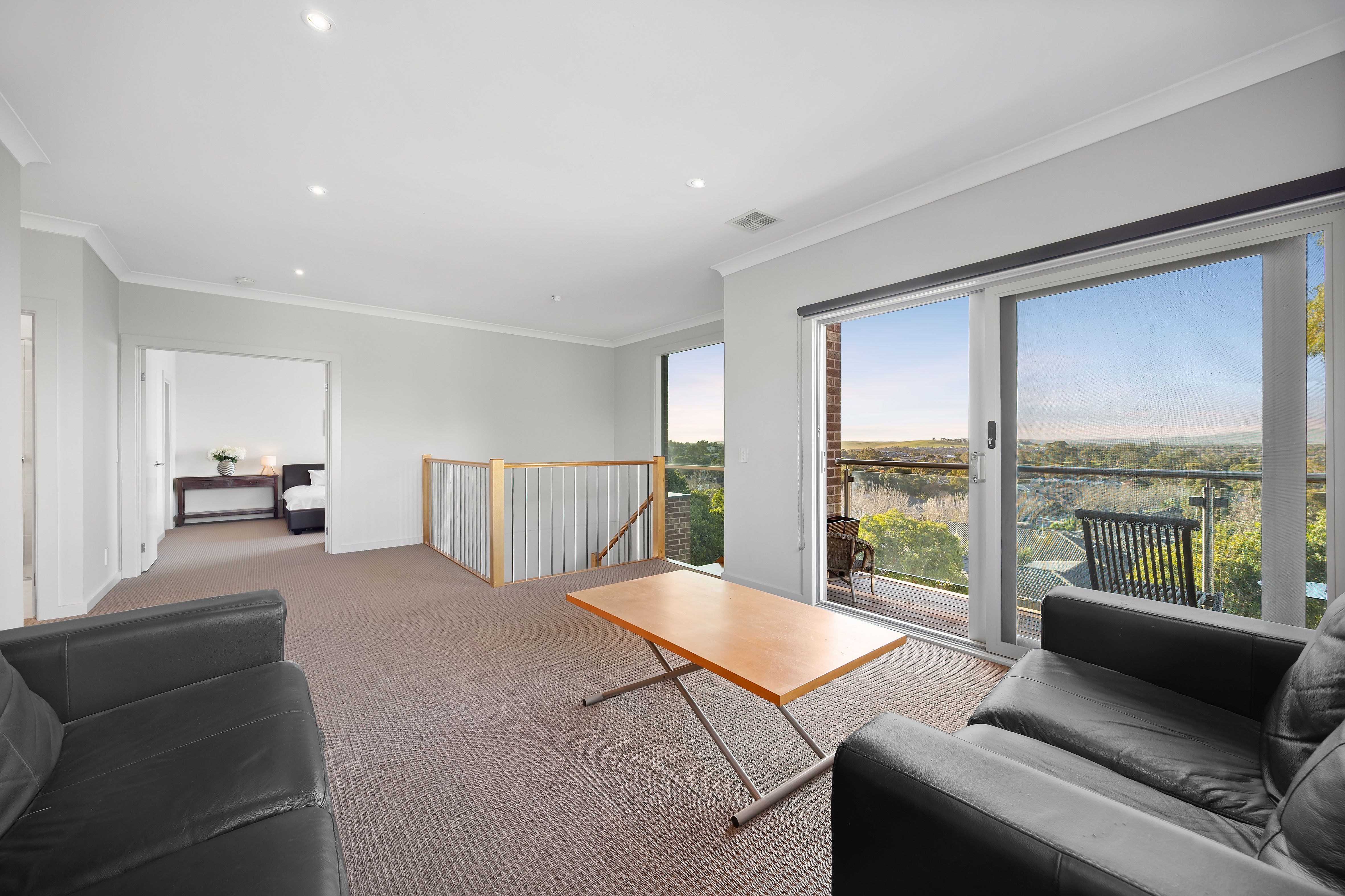 25 Parkwood Road — photo 8 of 15