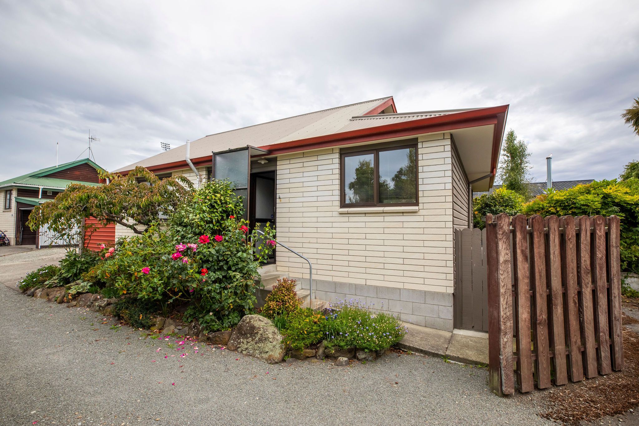 2/347A Church Street, West End, Timaru District