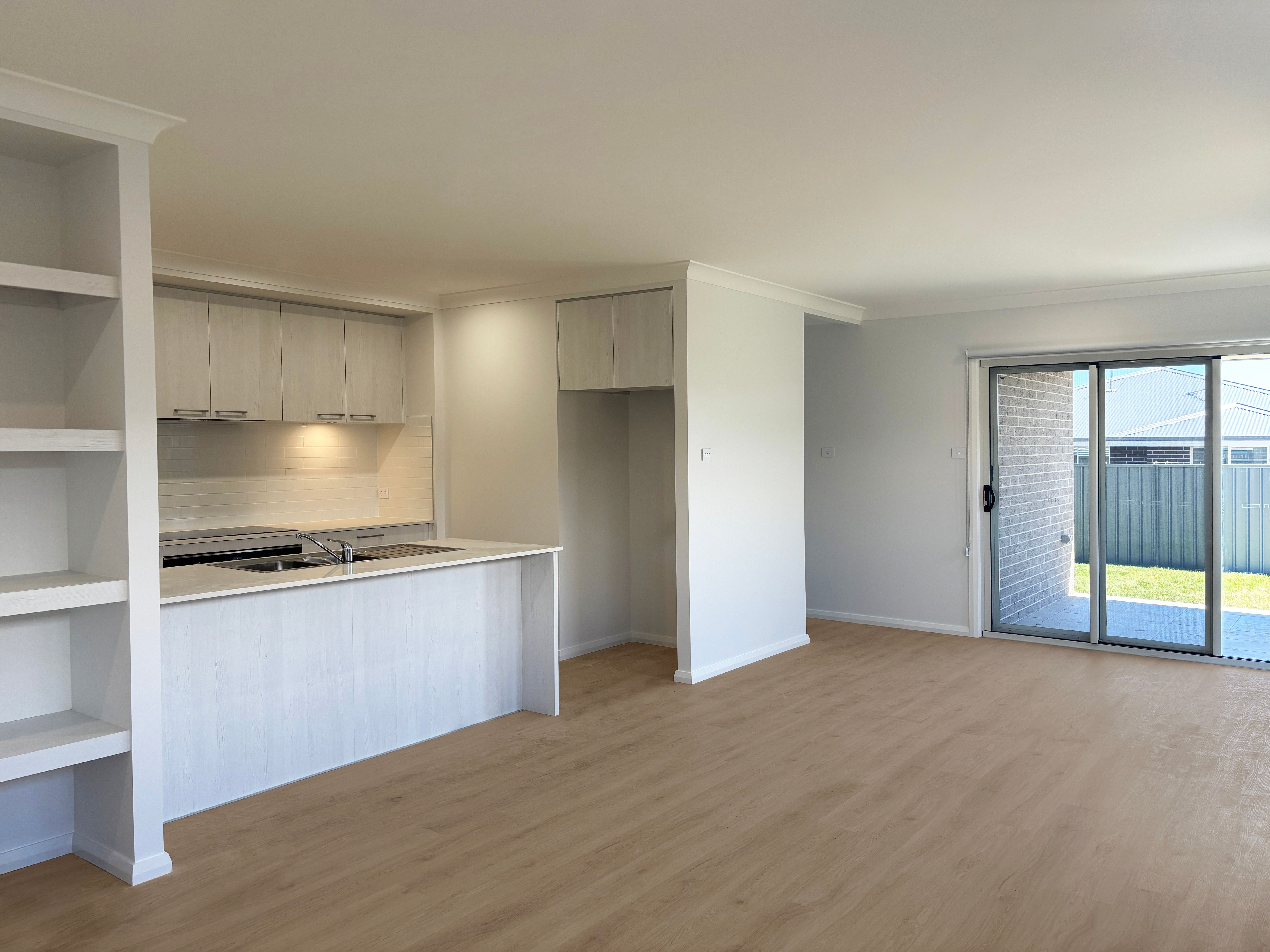 741/6 Flylands Street — photo 5 of 6