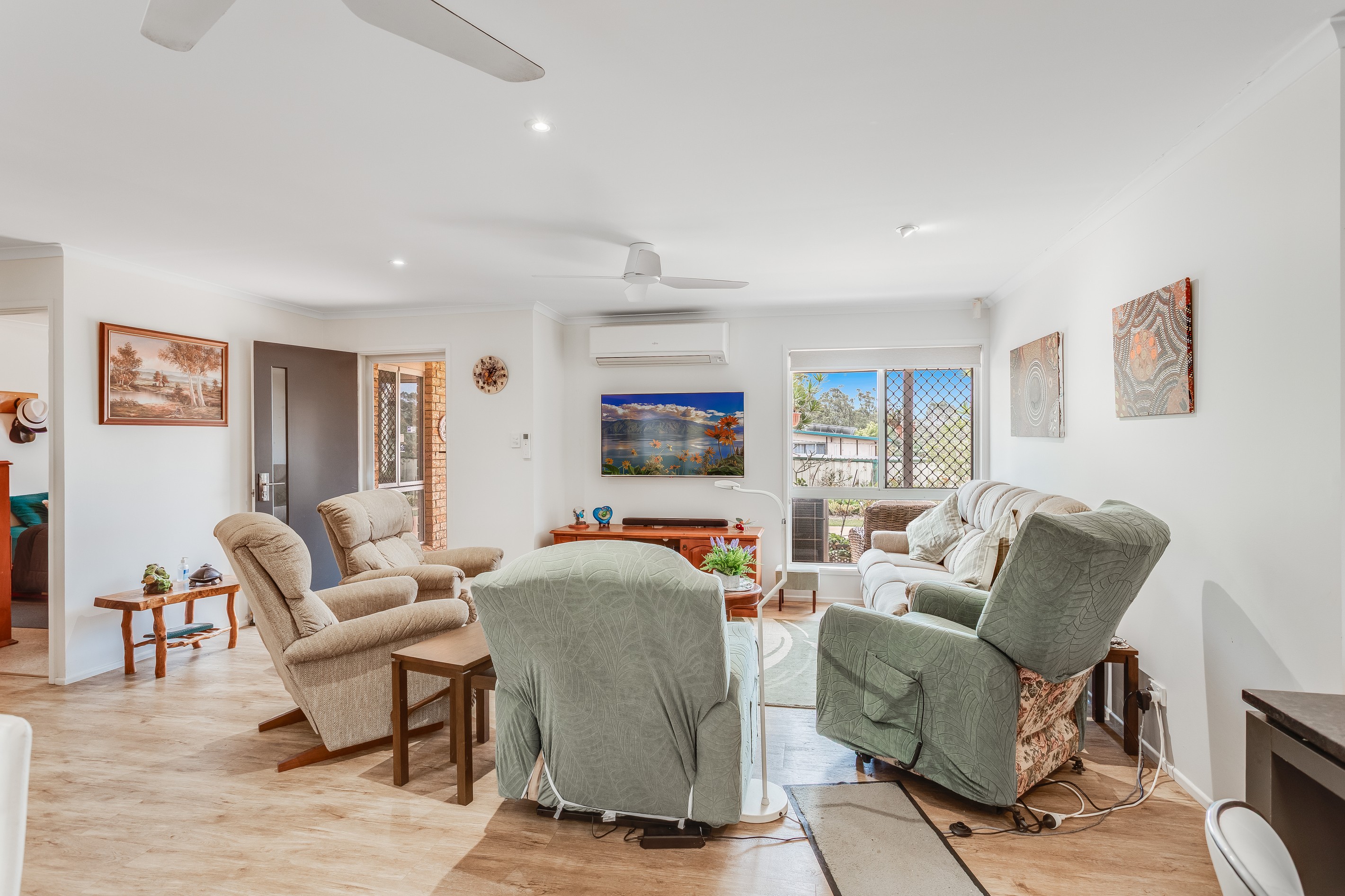 19 Olivia Drive, Kallangur, QLD 4503