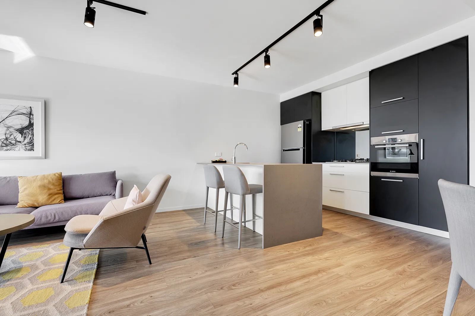 2083/9 Edmondstone Street, South Brisbane