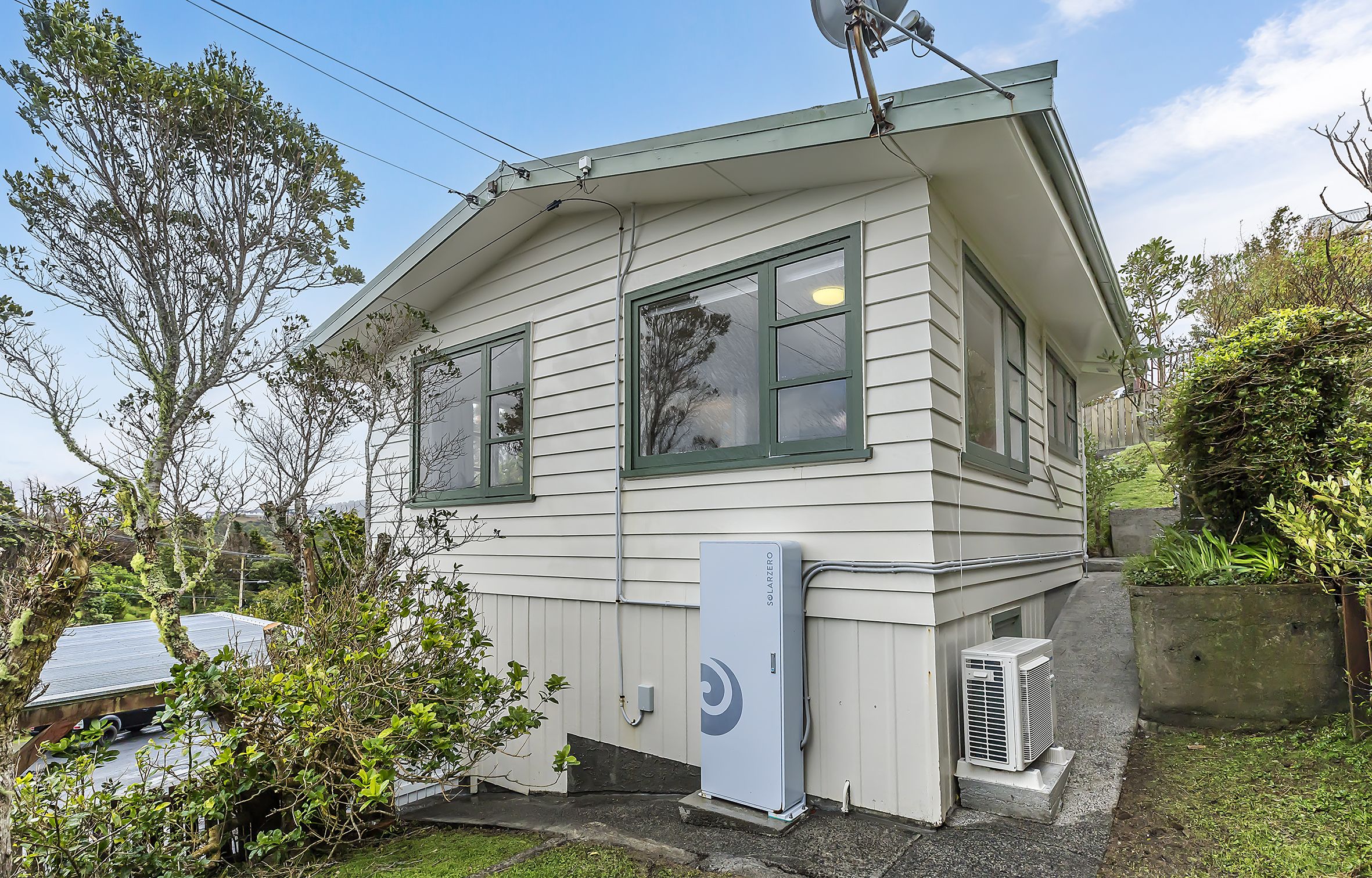 29 Miles Crescent, Newlands, Wellington City 6037 - Sold House - Ray ...