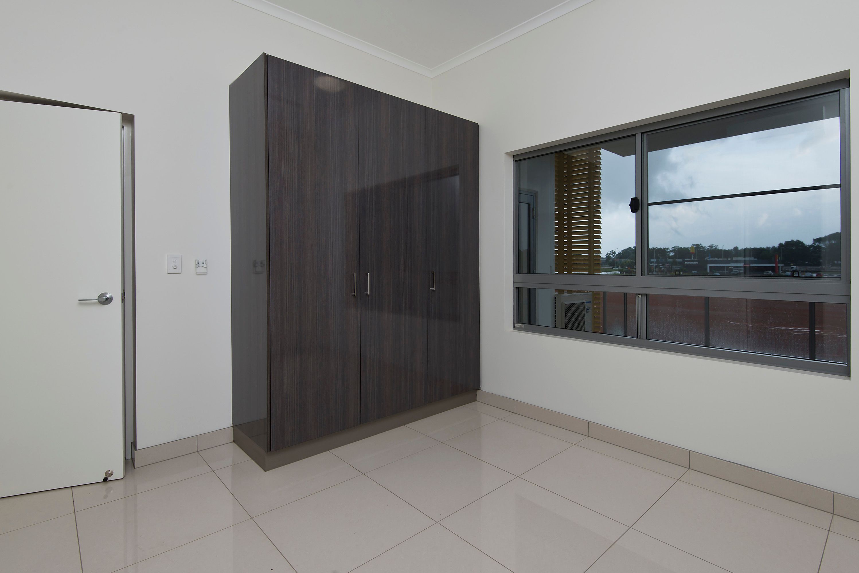13/25 Fairweather Crescent — photo 5 of 8