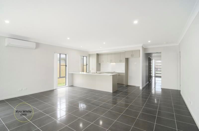 11 Lamont Street, Coomera, QLD 4209