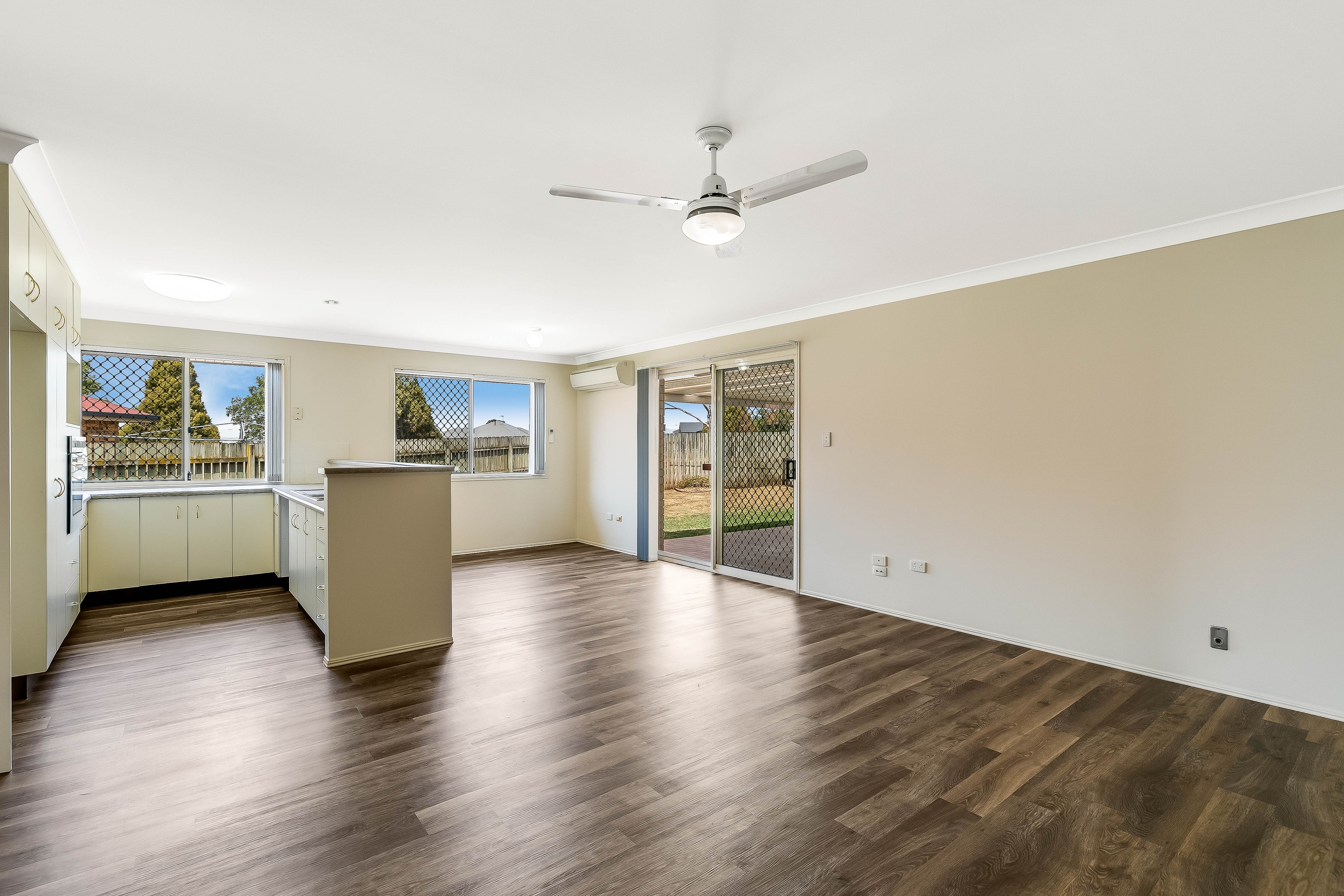 2 Elvery Court, Middle Ridge, QLD 4350