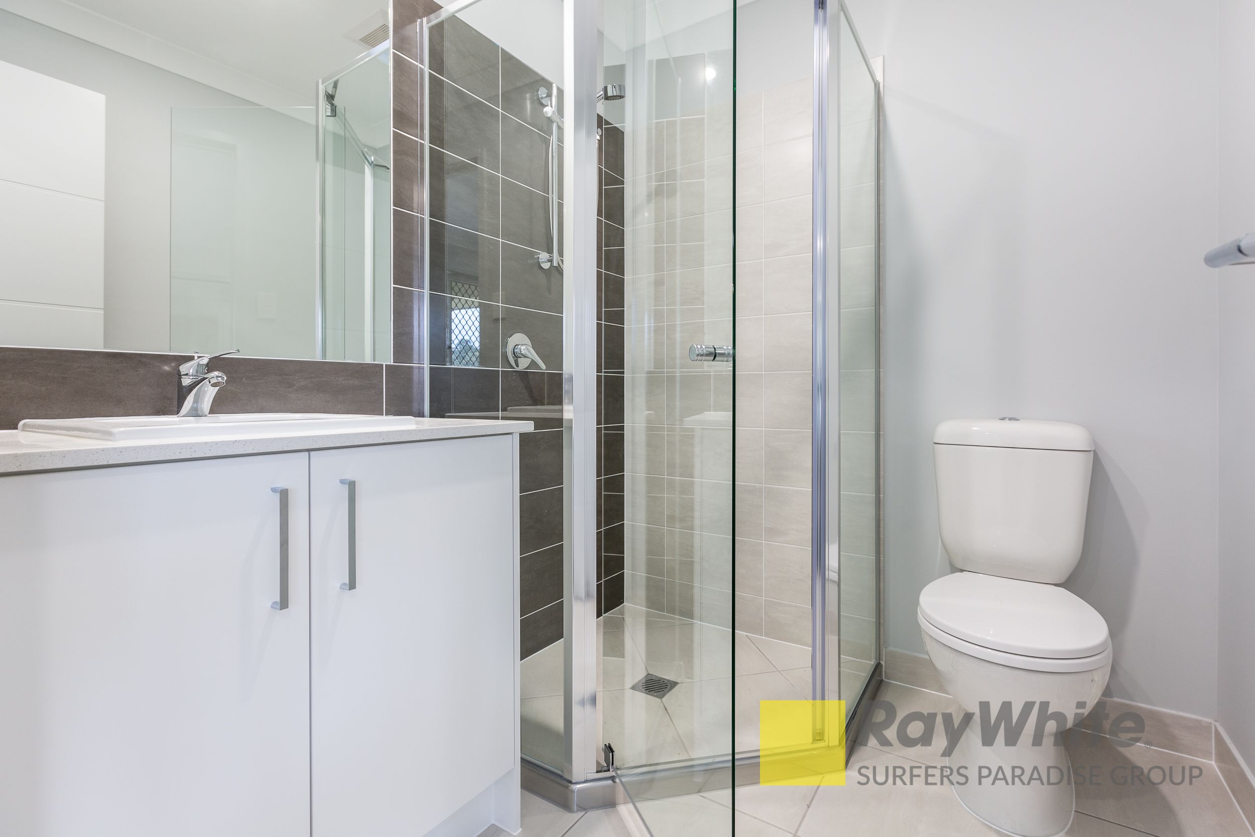 1/4 Pelham Street — photo 7 of 11