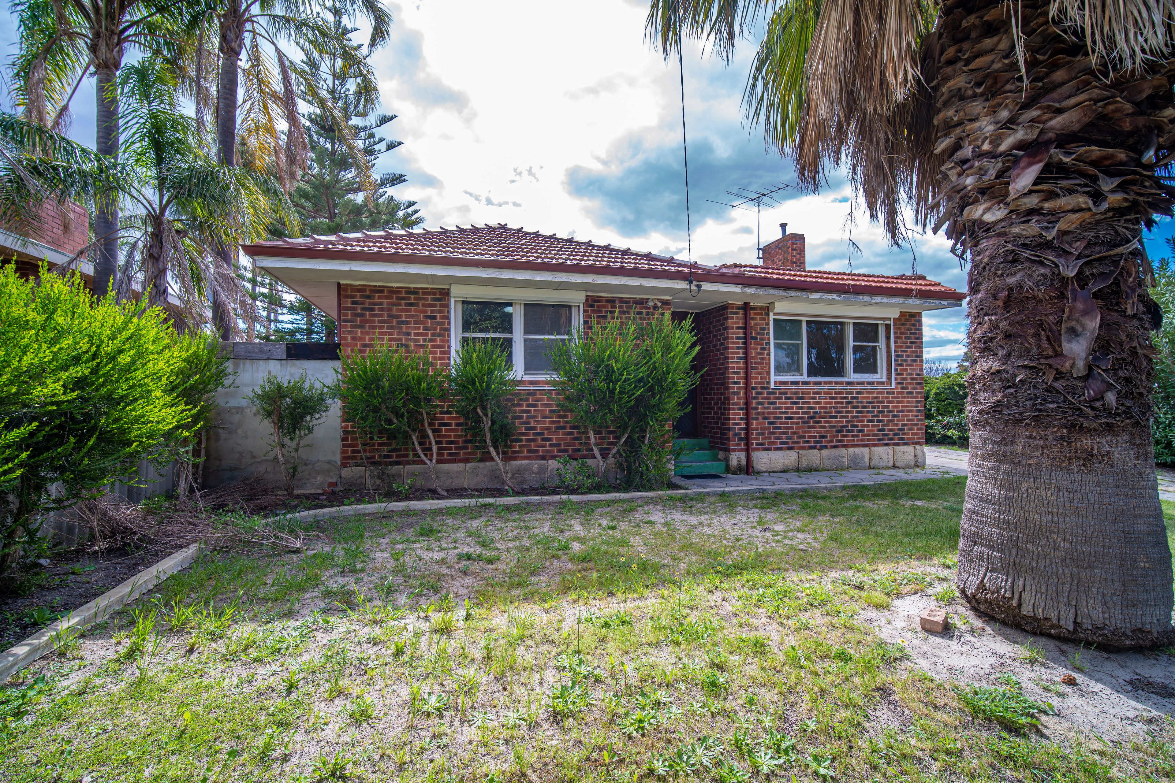 19 Kennerly Street, Cloverdale, WA 6105