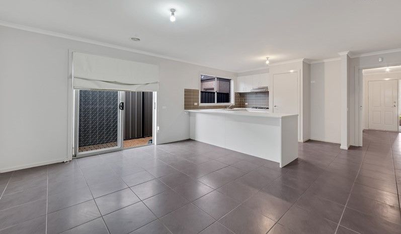 15 Camelot Drive, Tarneit, VIC 3029