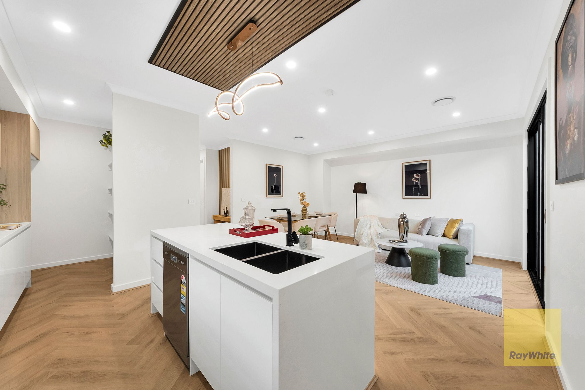 6 Arenal Drive — photo 14 of 29