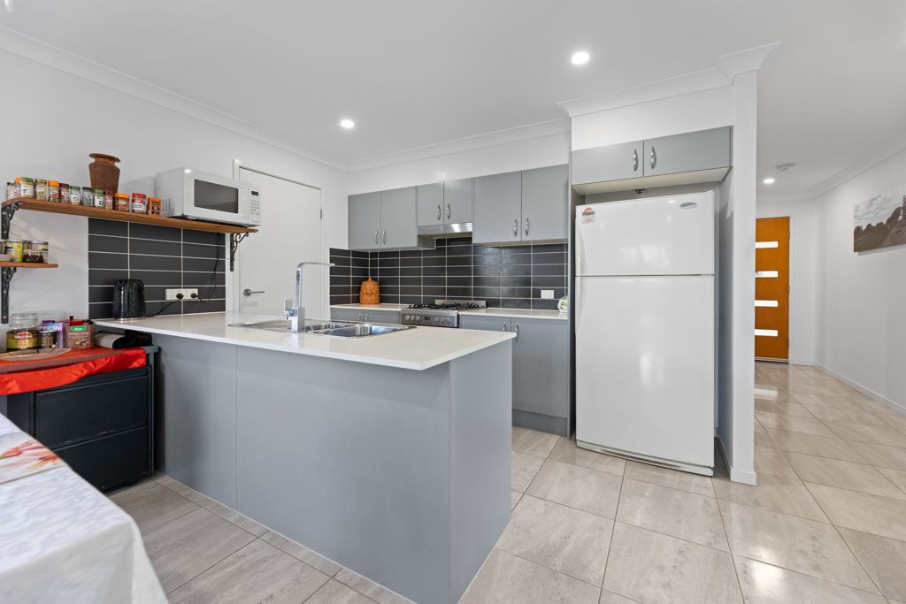 17 Newton Street, Caboolture South, QLD 4510