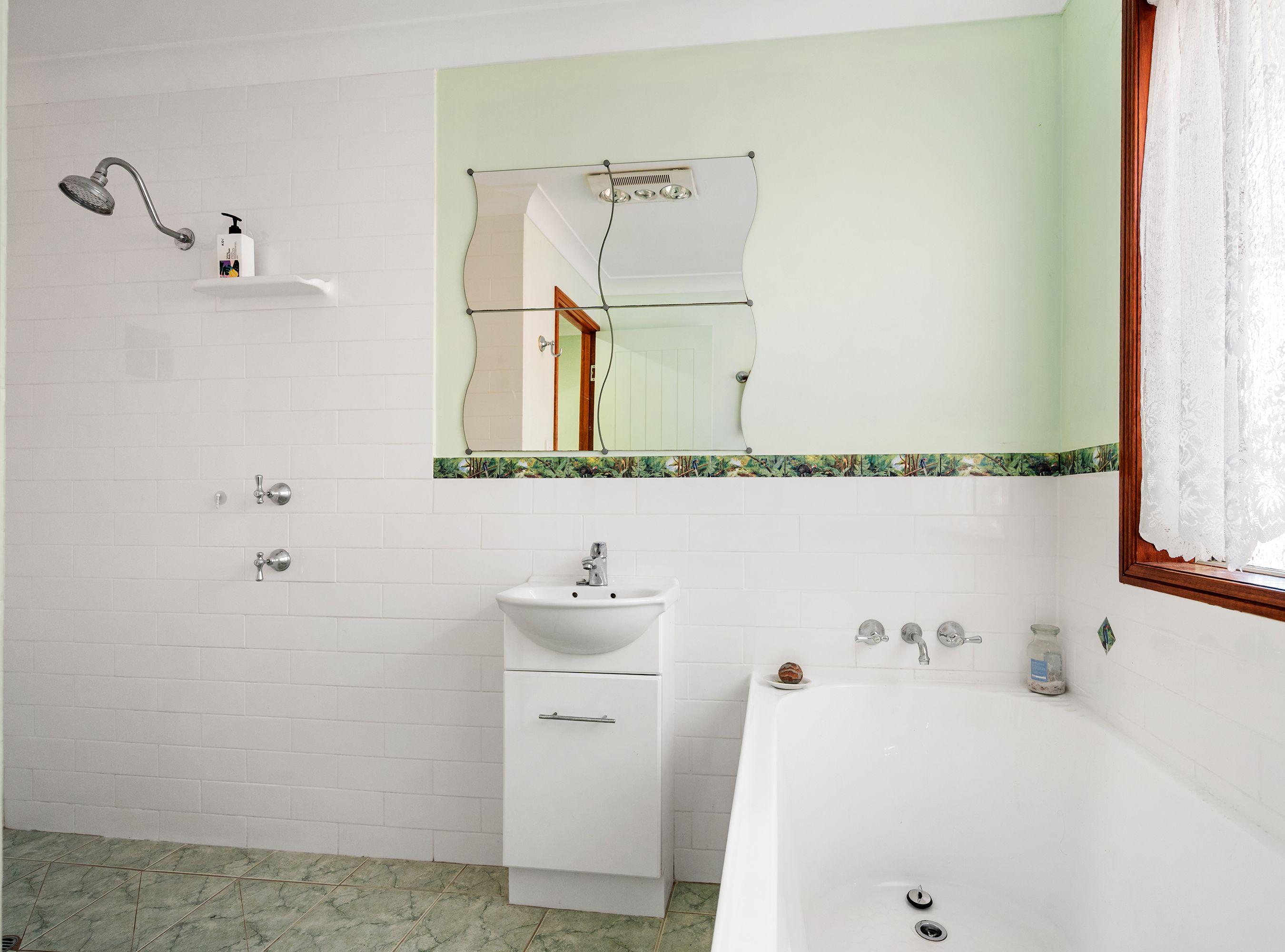 11 Mclachlan Drive — photo 10 of 25
