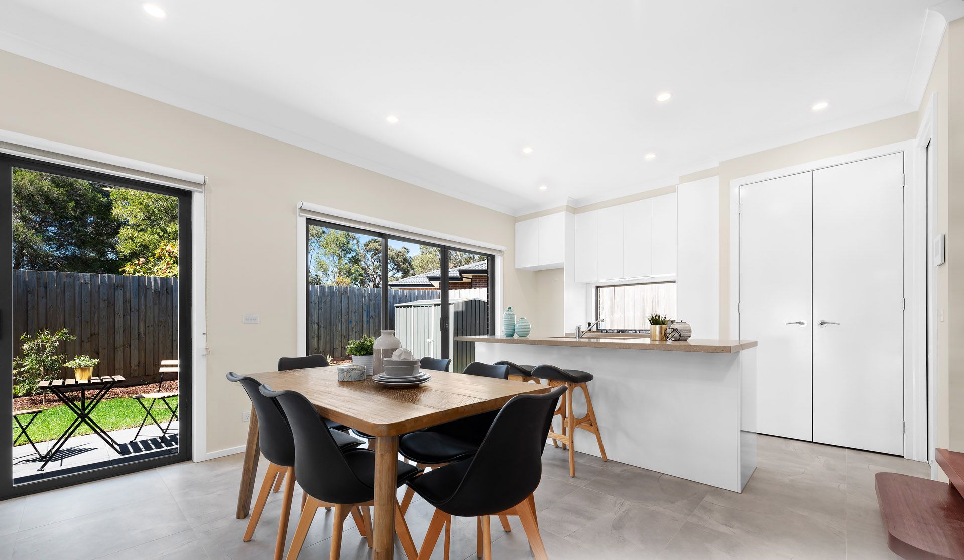2/10 Bark Avenue, Rowville, VIC 3178