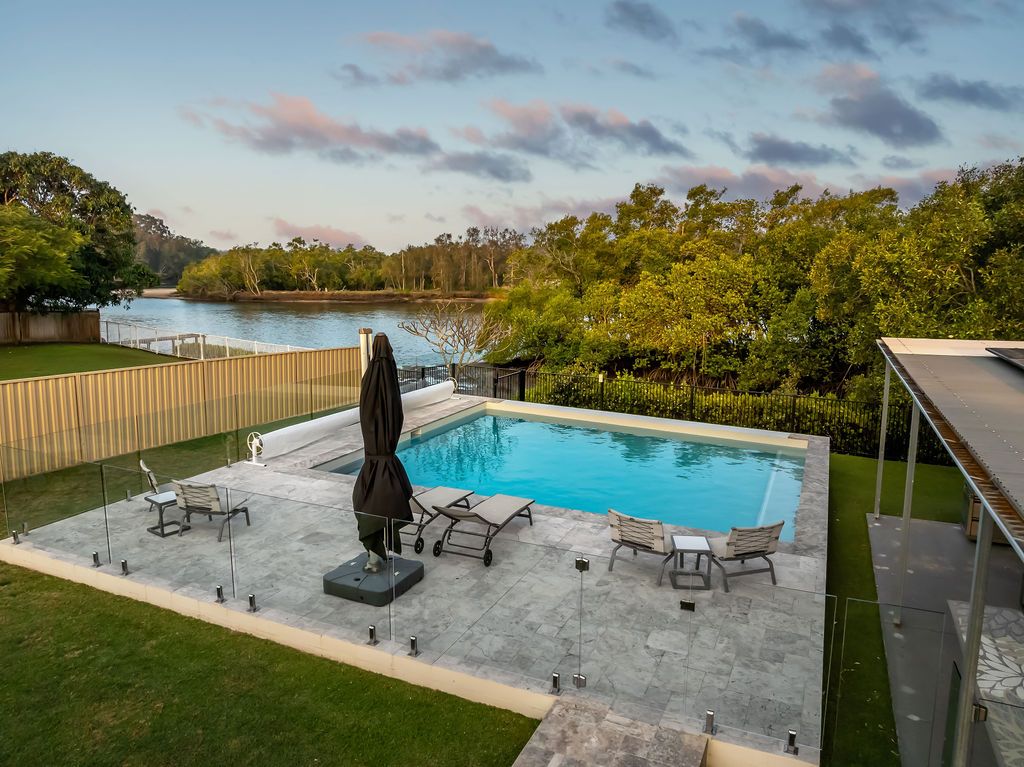 32 Tallebudgera Creek Road — photo 22 of 26