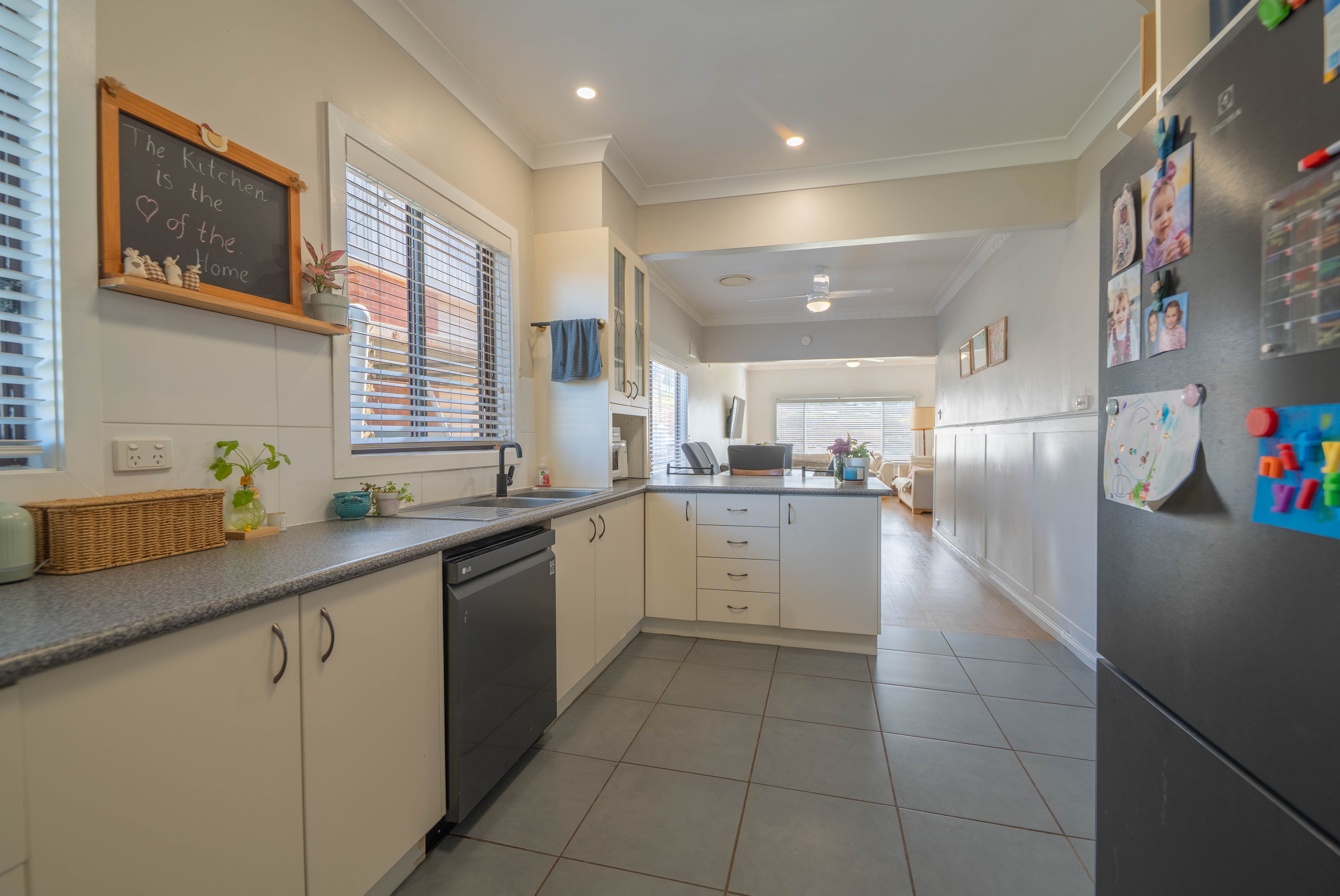31 Rose Street — photo 7 of 18