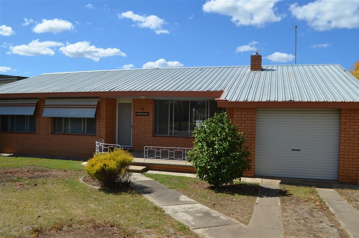 96 Simpson Street, Tumut, NSW 2720