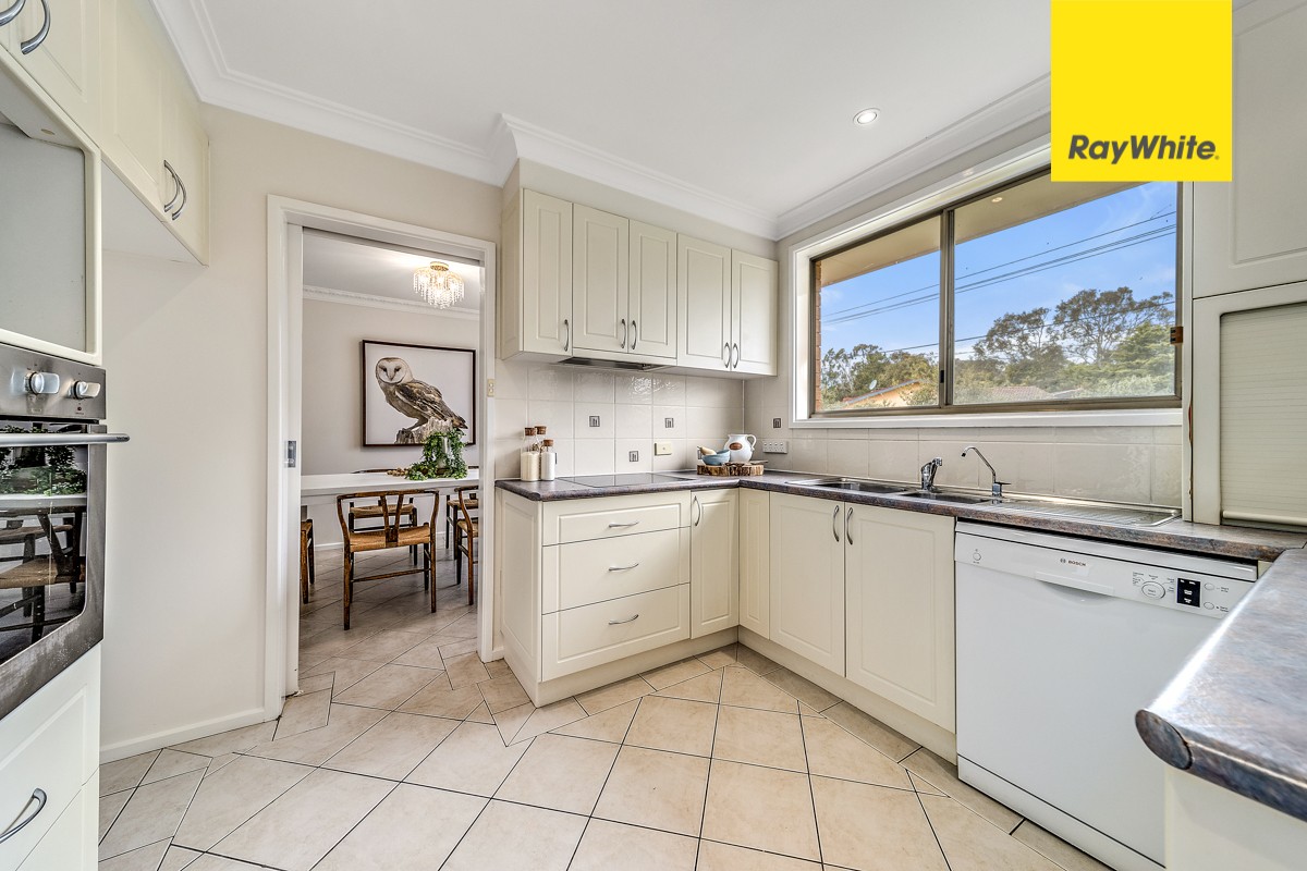 8 Tobermorey Place, Hawker, ACT 2614