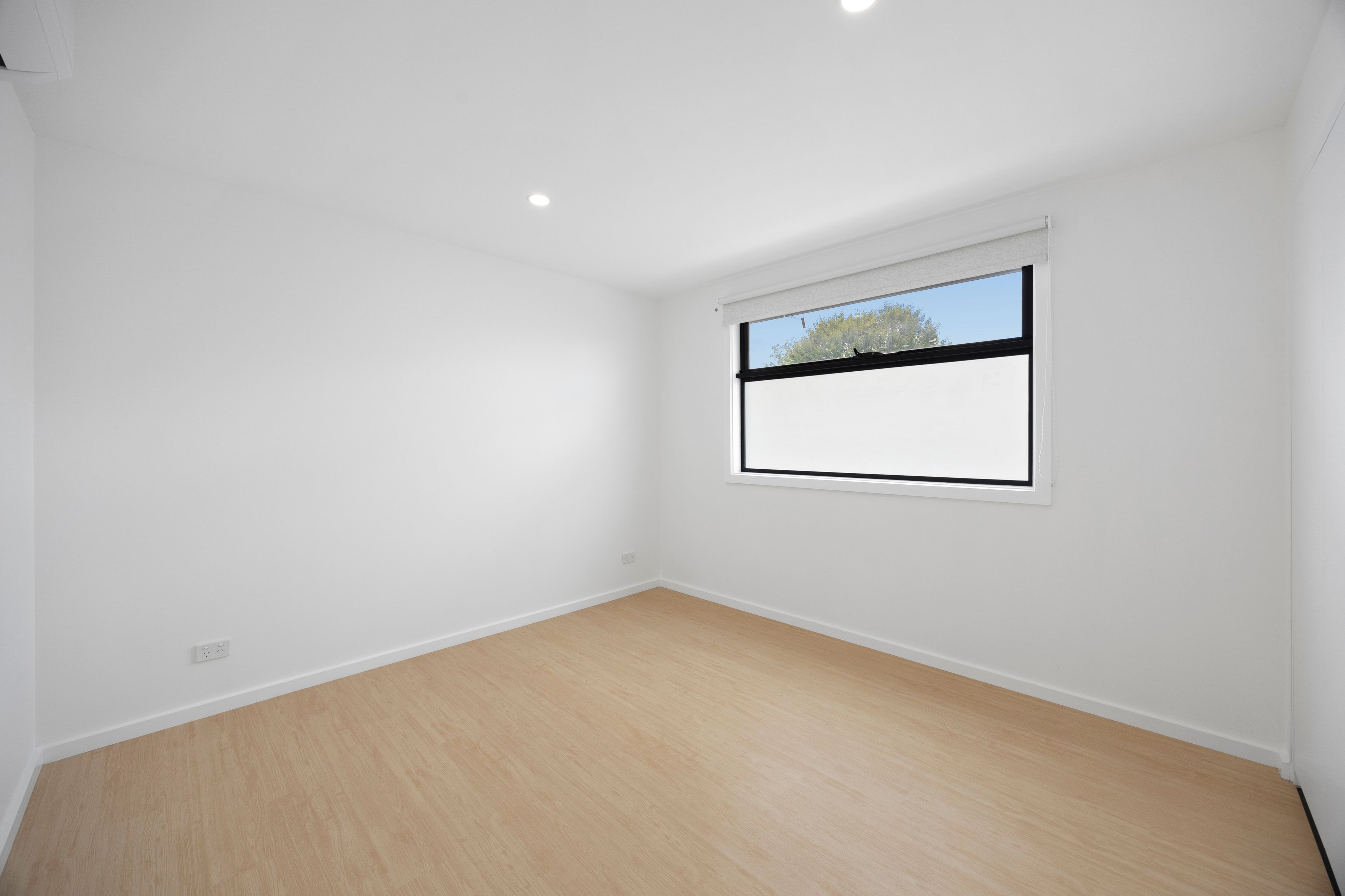 2/17 Glen Dhu Road — photo 12 of 16