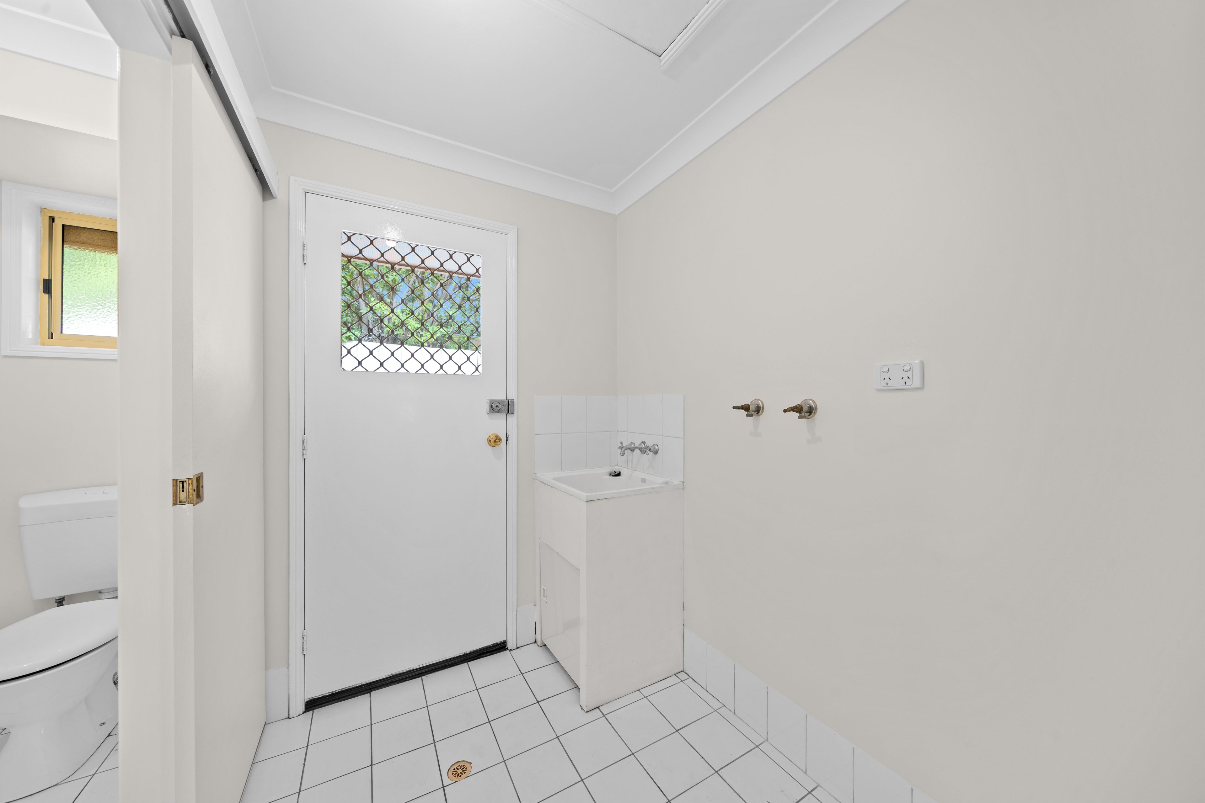 19 Eagle Street — photo 14 of 20