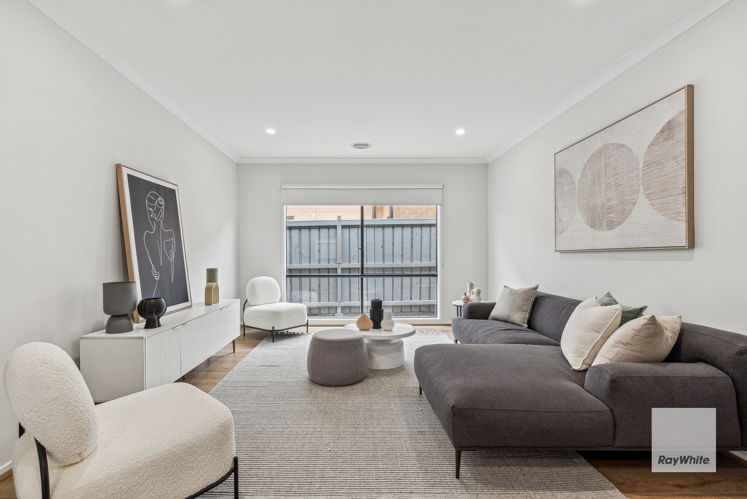 17 Webber Drive, DEANSIDE, VIC 3336