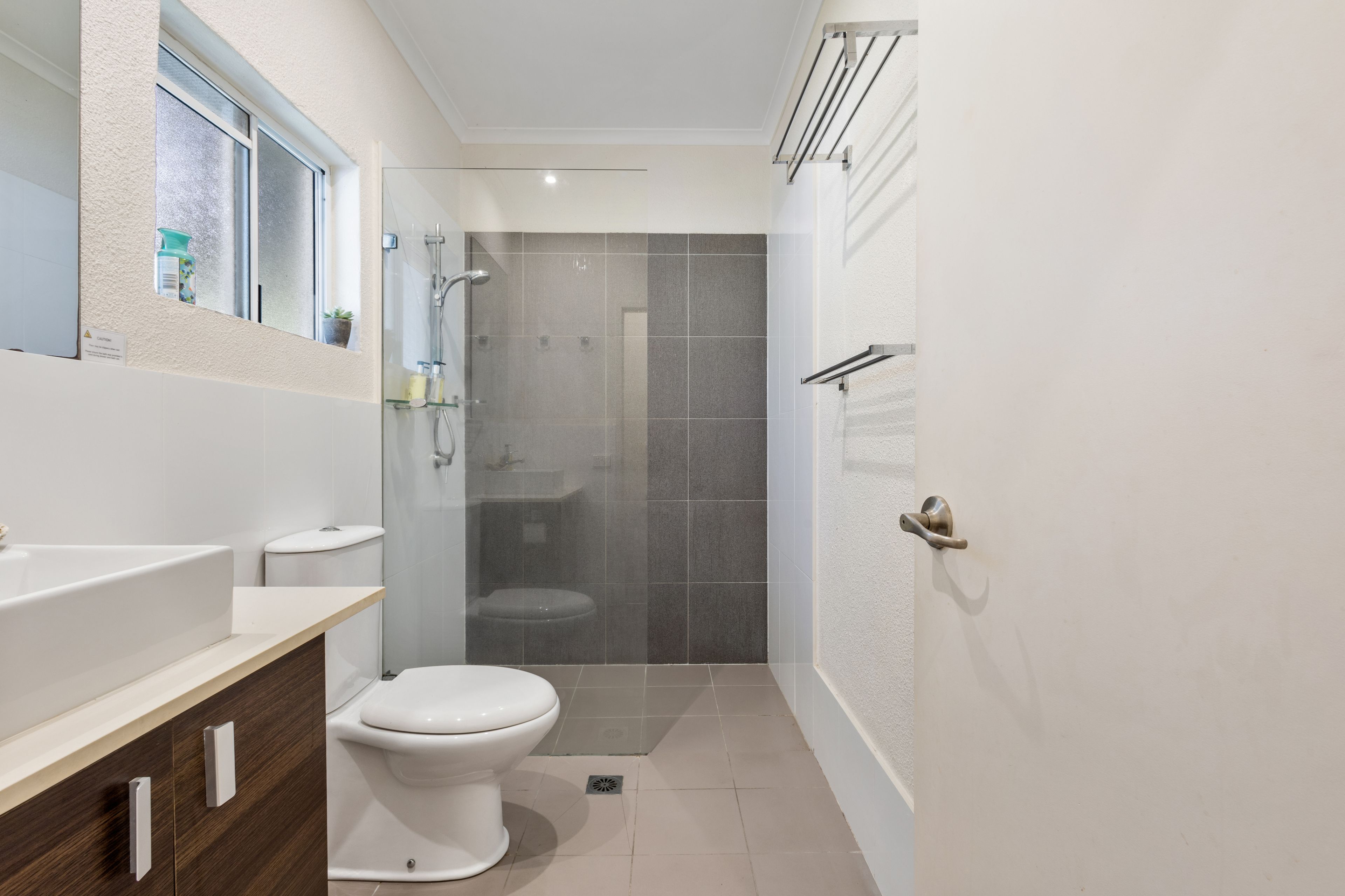 1/121-137 Port Douglas Road — photo 17 of 28