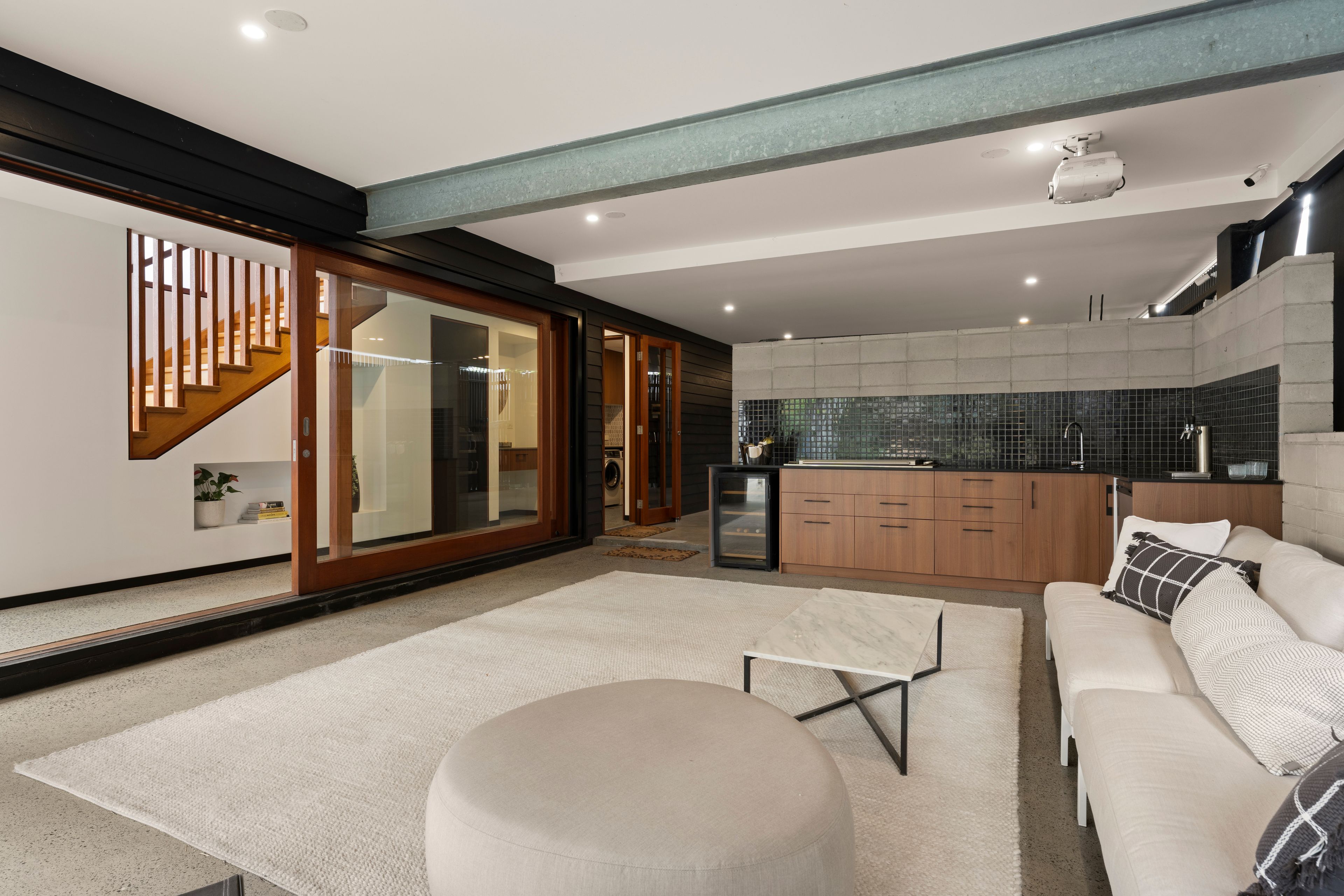 32 Rawson Street — photo 17 of 19
