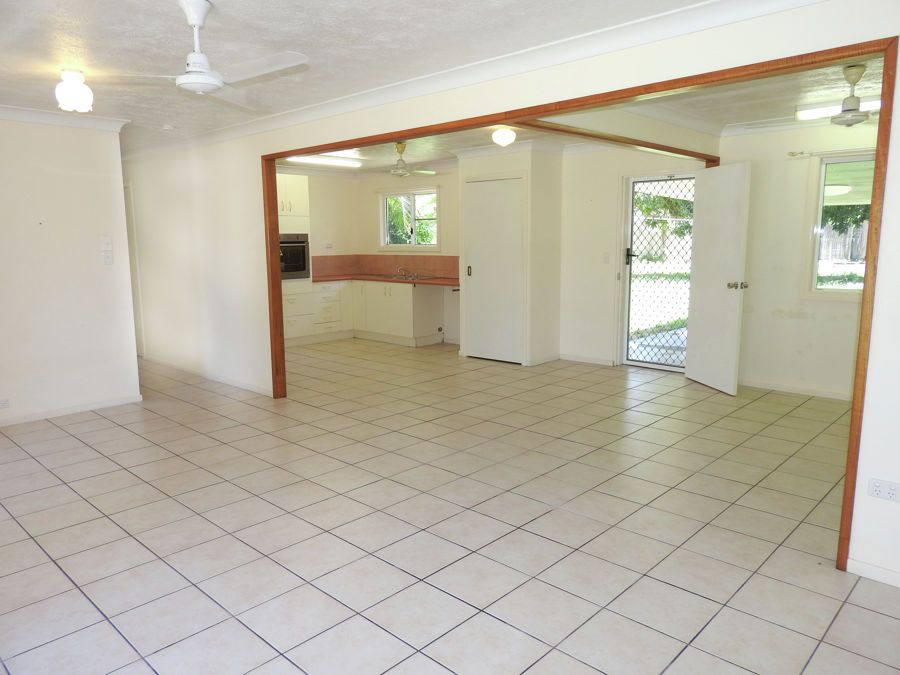 9 Mostyn Crescent, Bushland Beach, QLD 4818 Sold House Ray White