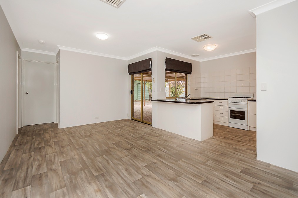 5 Lakemba Way, Waikiki, WA 6169