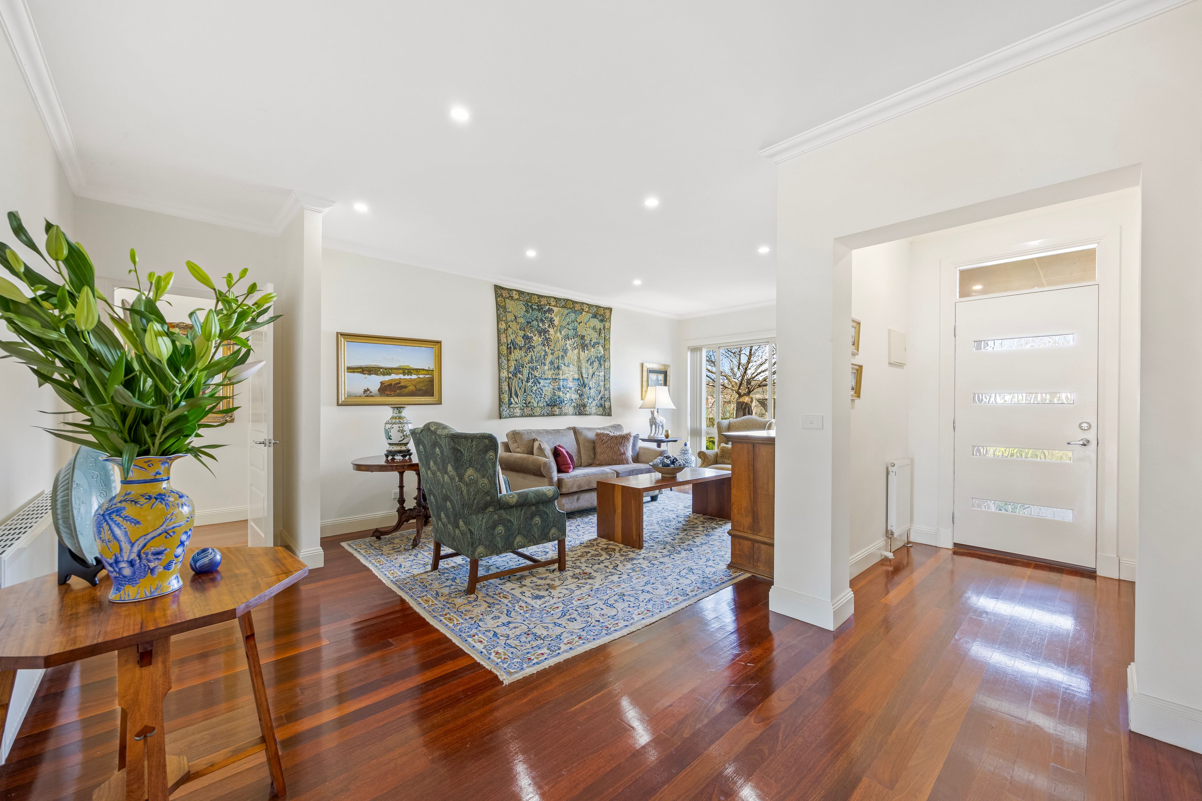 32 St Chester Avenue, Lake Gardens, VIC 3355